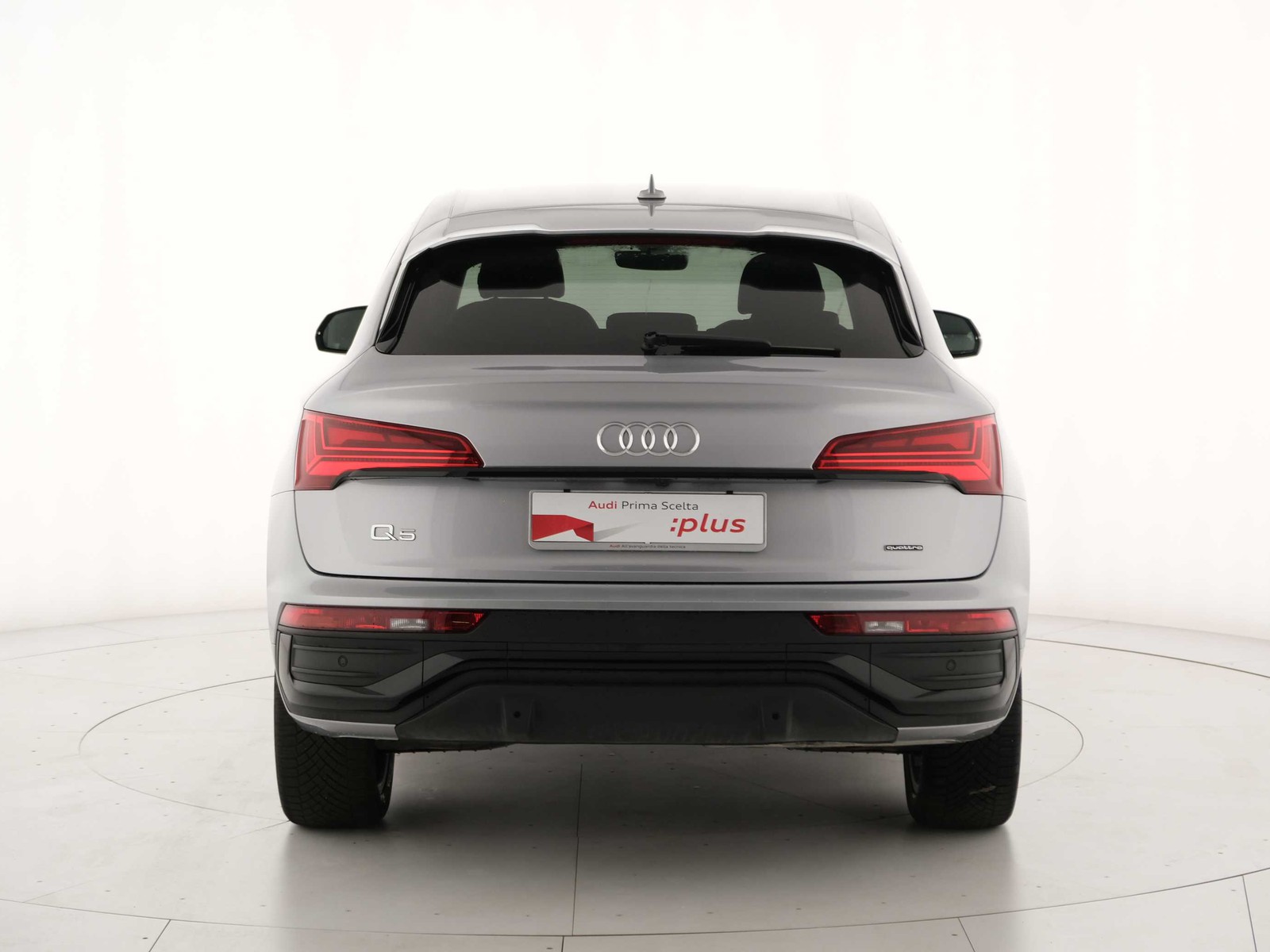 15 - Audi Q5 sportback 40 2.0 tdi mhev 12v s line quattro s tronic