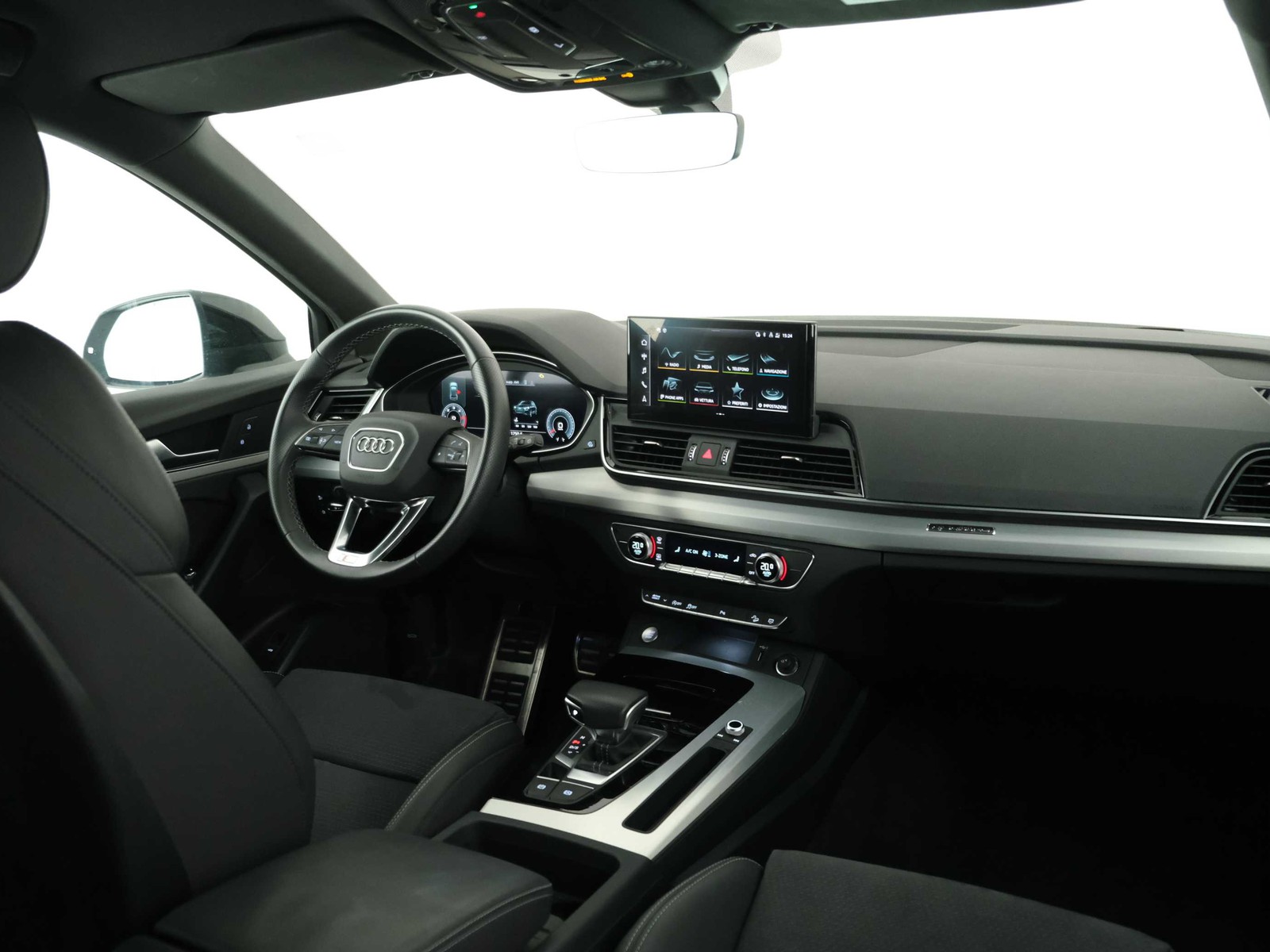 3 - Audi Q5 sportback 40 2.0 tdi mhev 12v s line quattro s tronic