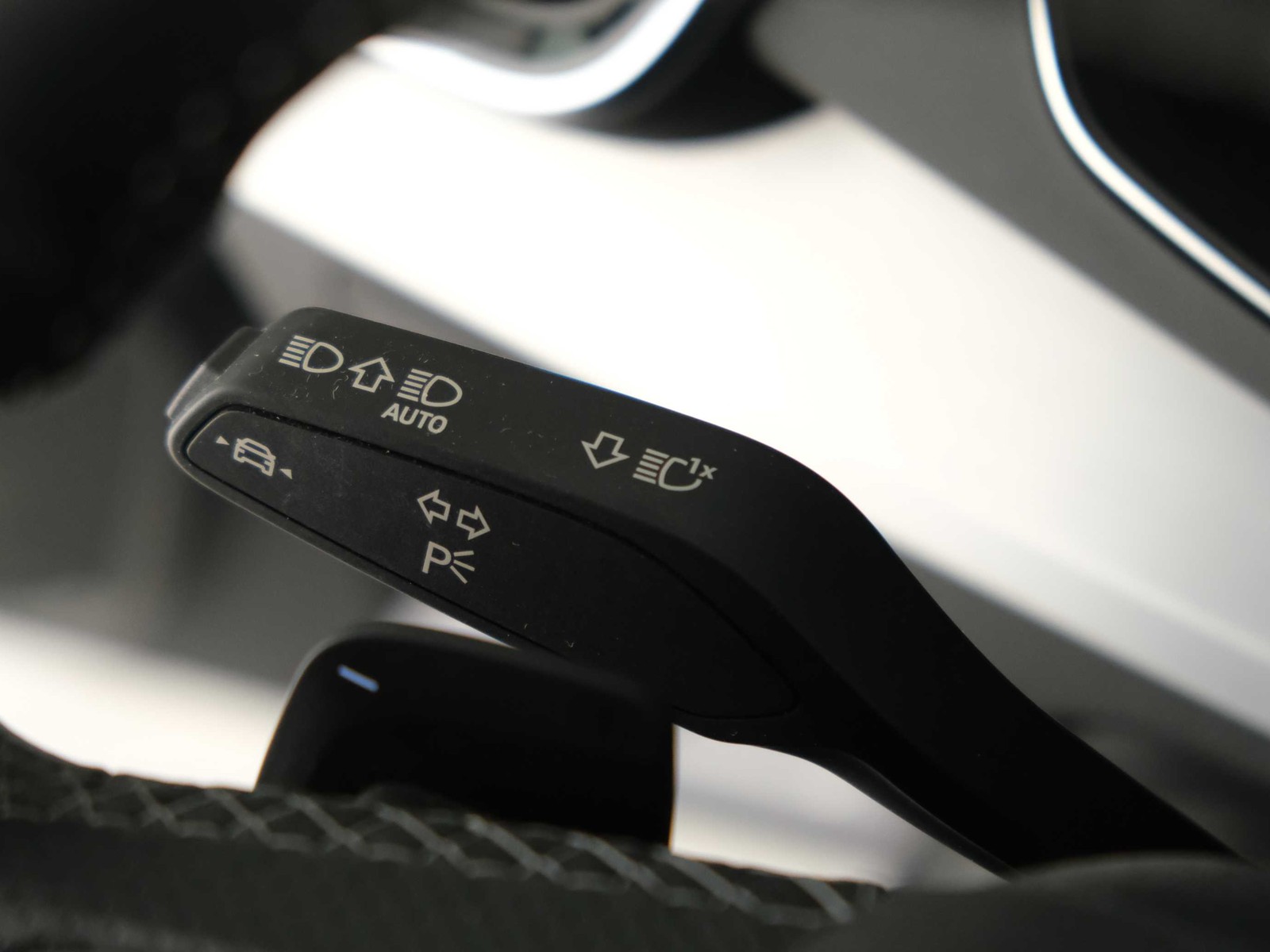 26 - Audi Q5 sportback 40 2.0 tdi mhev 12v s line quattro s tronic