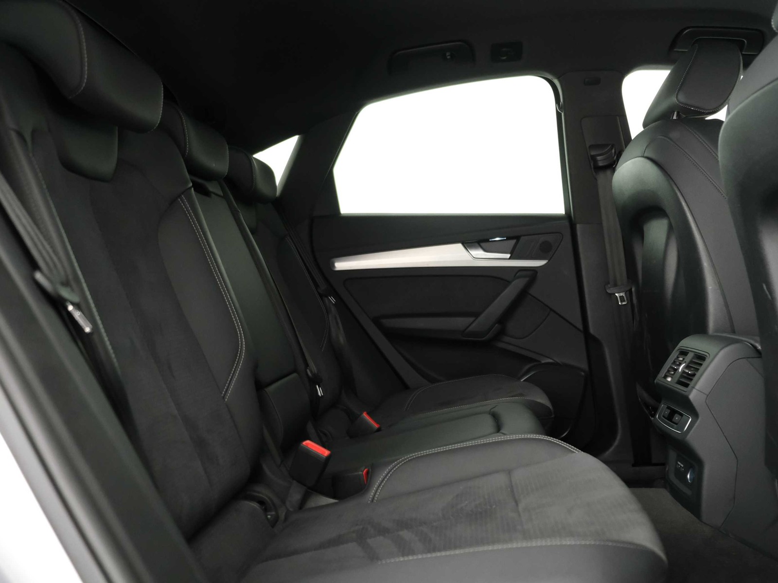 34 - Audi Q5 sportback 40 2.0 tdi mhev 12v s line quattro s tronic