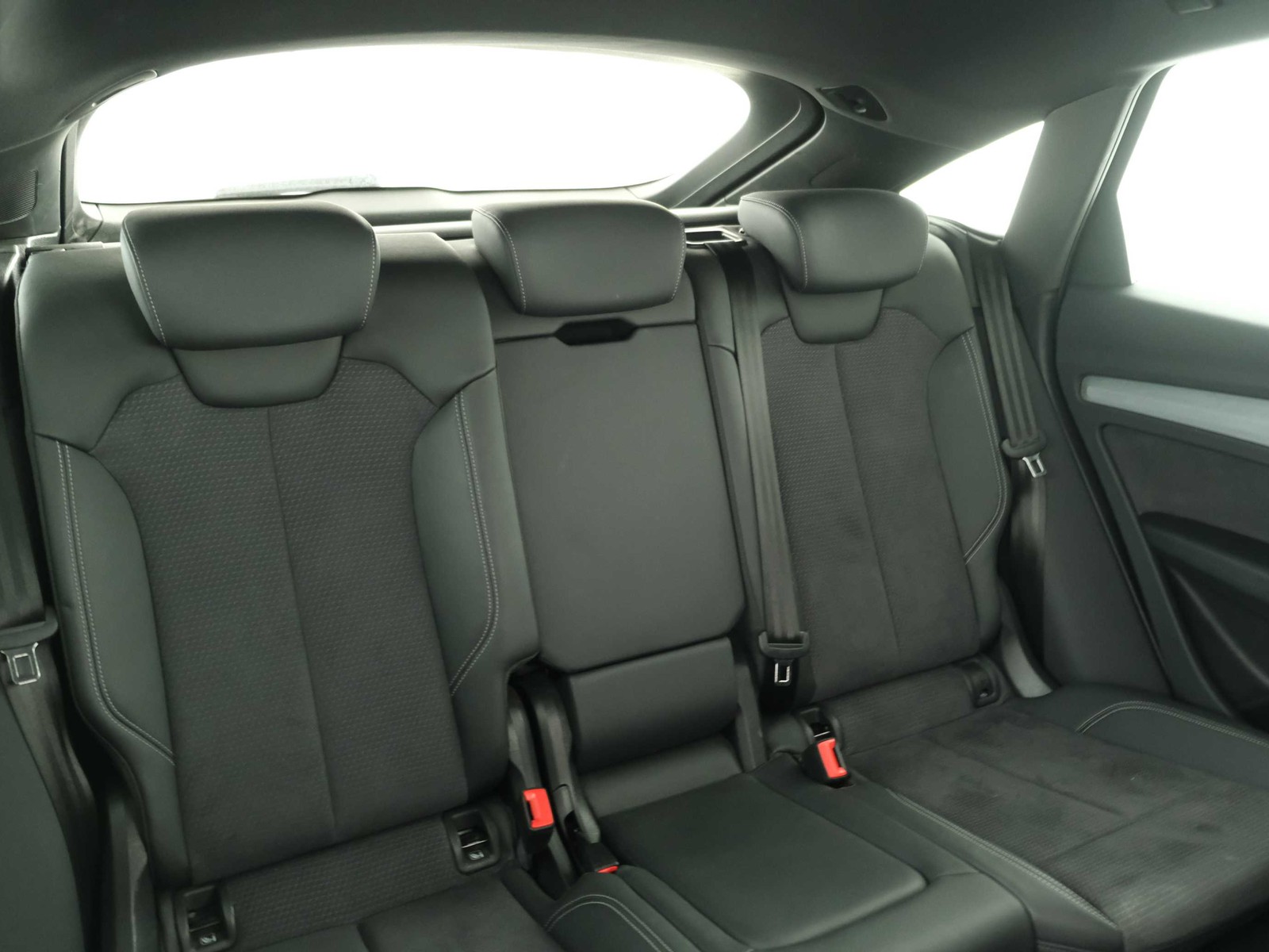 35 - Audi Q5 sportback 40 2.0 tdi mhev 12v s line quattro s tronic
