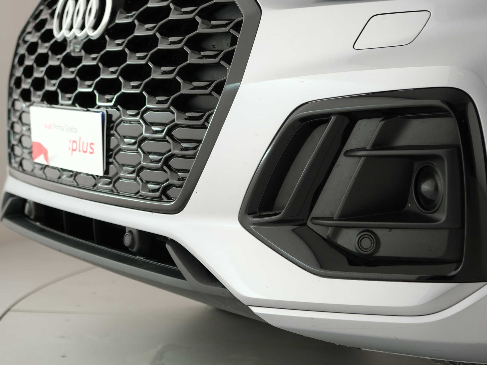 42 - Audi Q5 sportback 40 2.0 tdi mhev 12v s line quattro s tronic