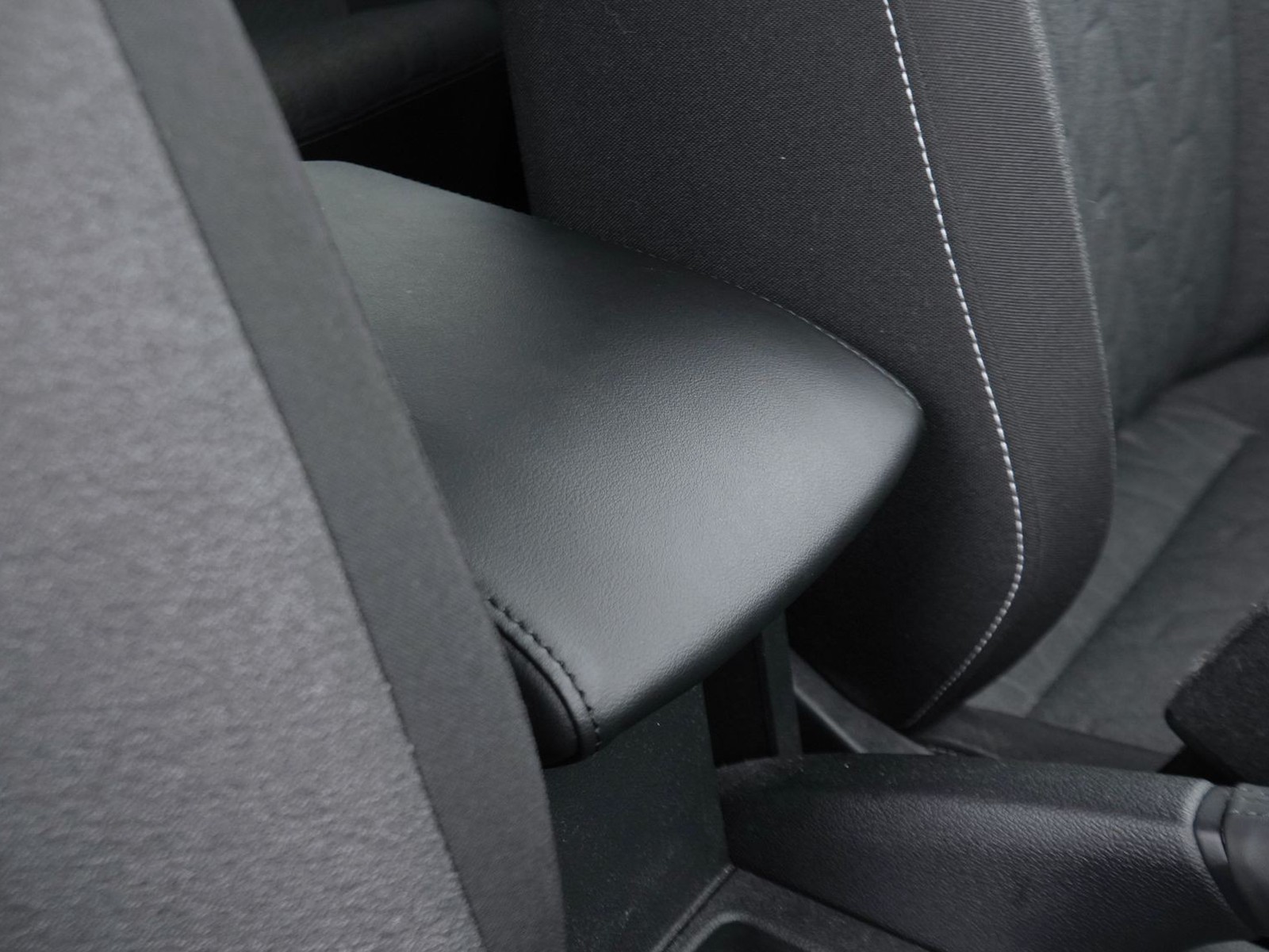 18 - Volkswagen T-Cross 1.0 tsi 95cv edition plus