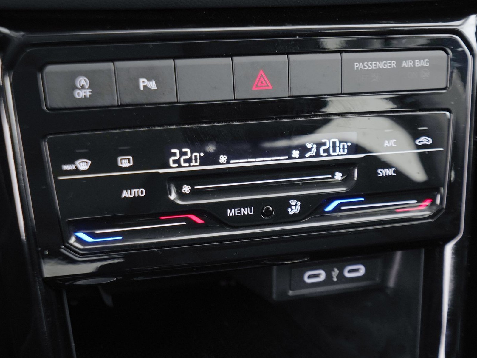 24 - Volkswagen T-Cross 1.0 tsi 95cv edition plus