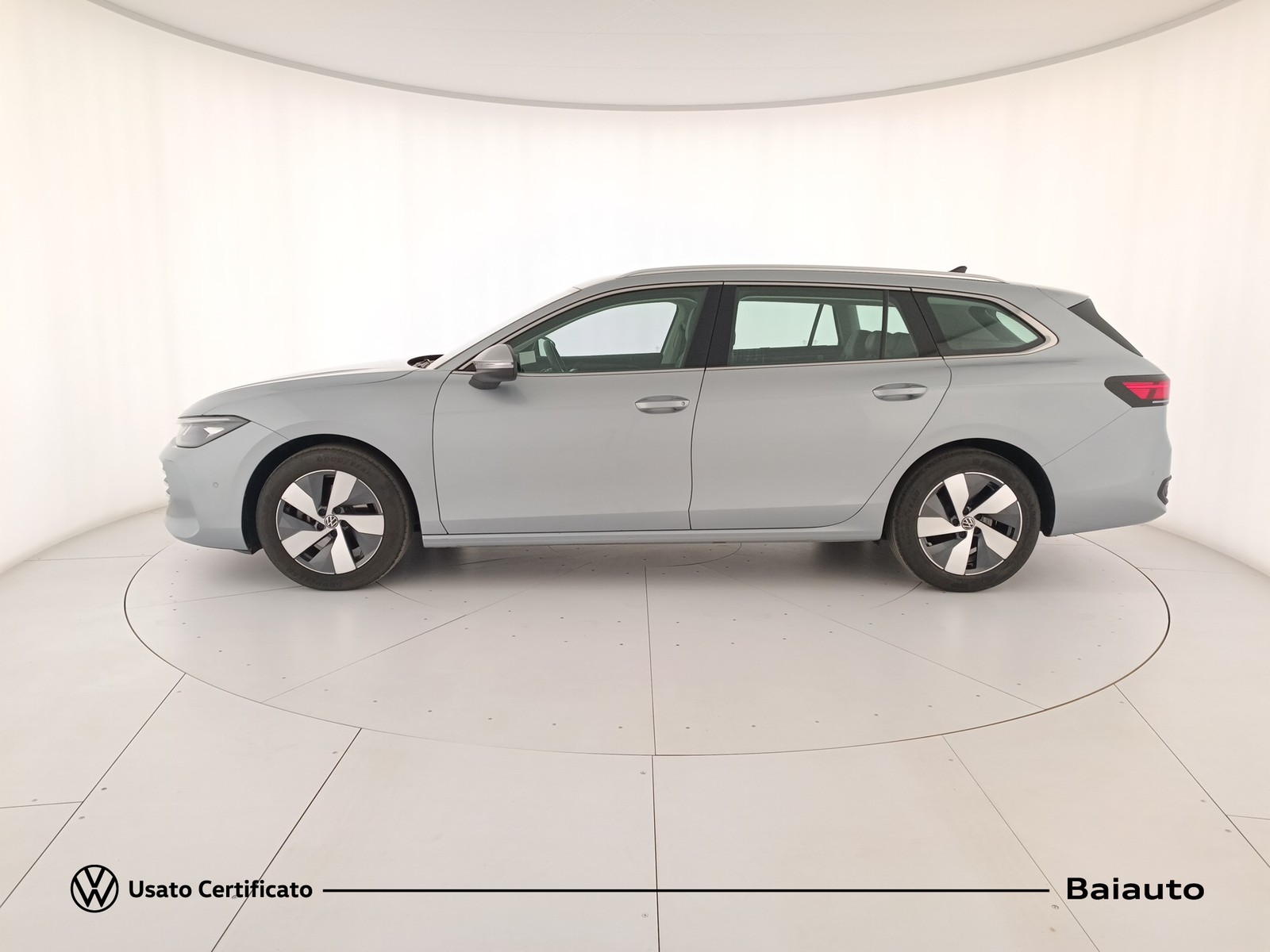 3 - Volkswagen Passat 2.0 tdi scr evo 150cv business dsg
