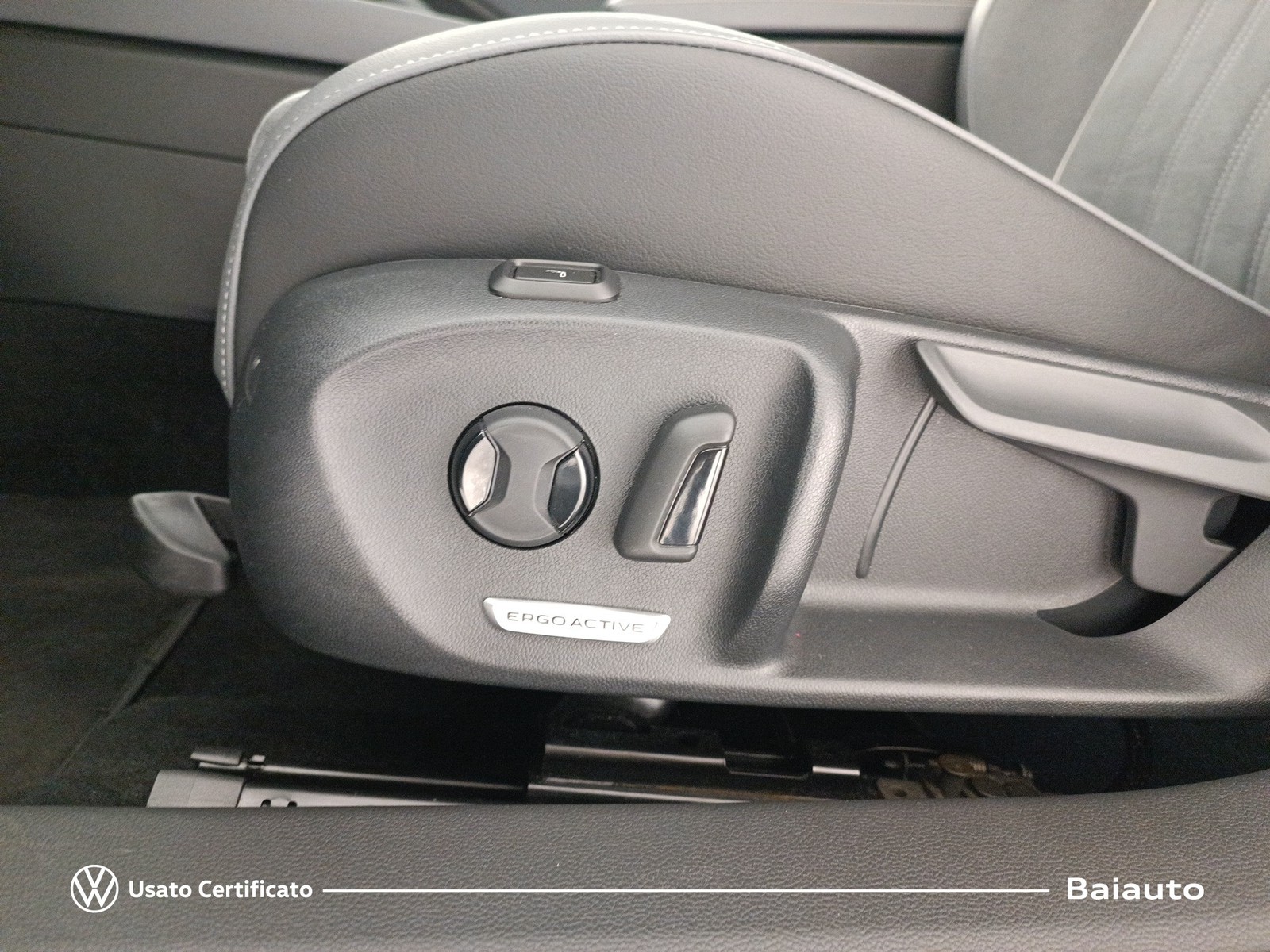 24 - Volkswagen Passat 2.0 tdi scr evo 150cv business dsg