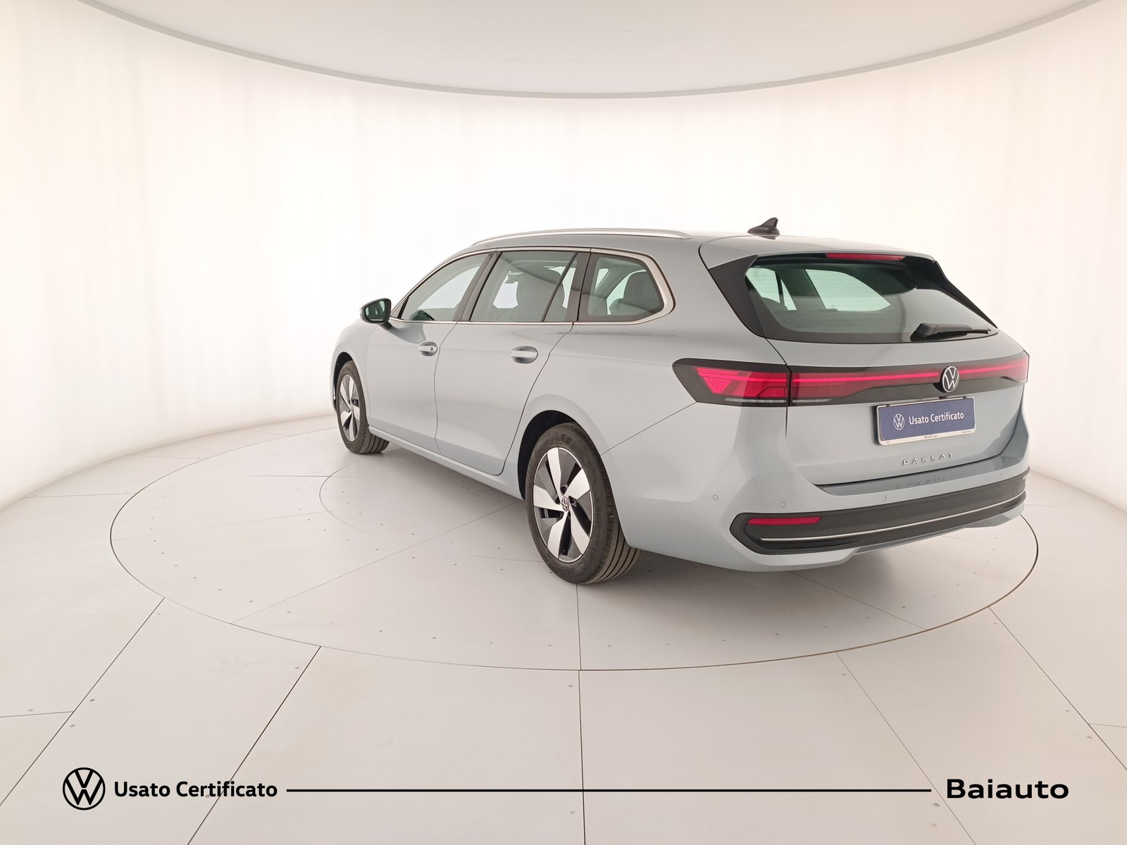 4 - Volkswagen Passat 2.0 tdi scr evo 150cv business dsg