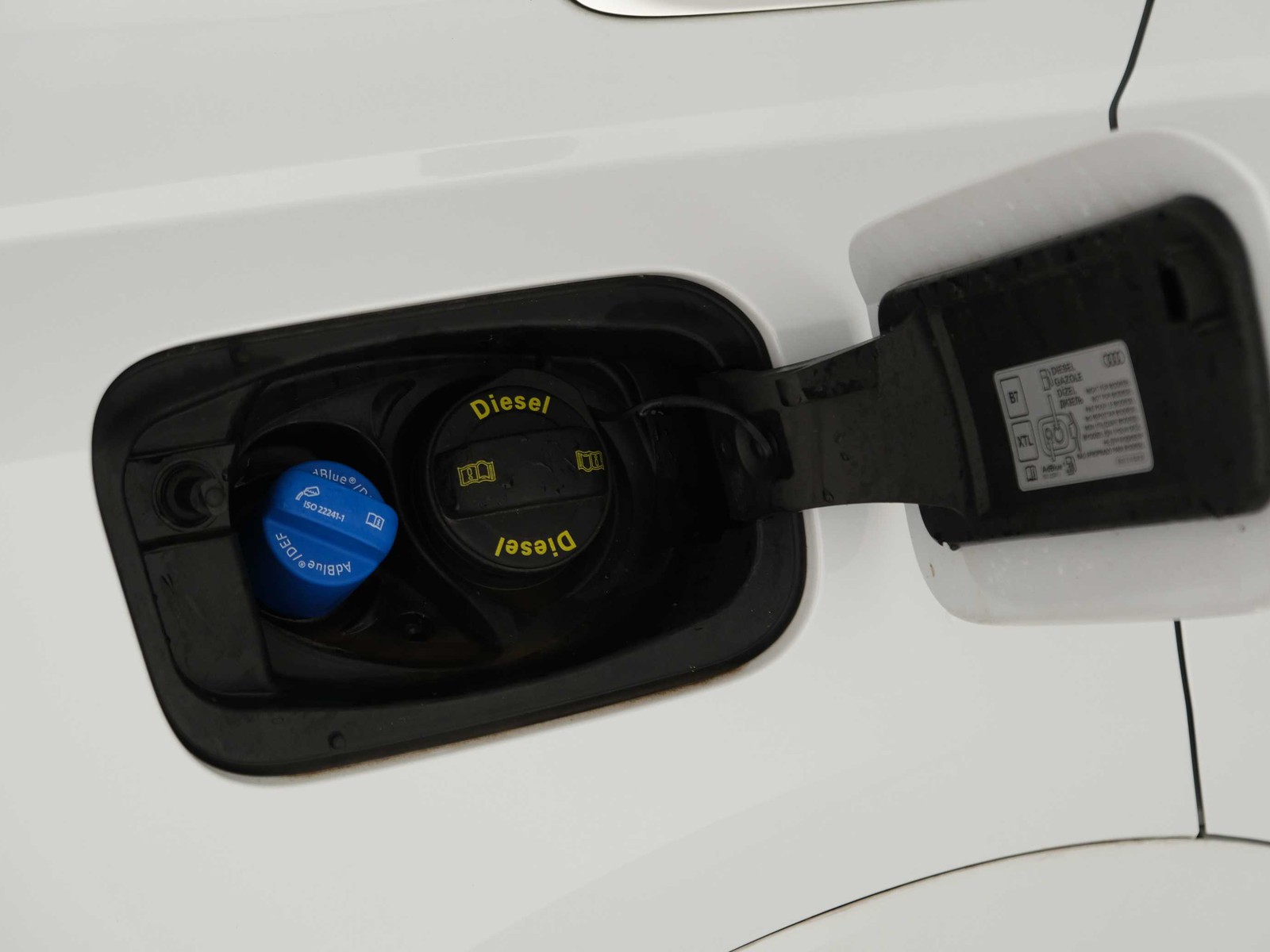 39 - Audi Q3 35 2.0 tdi s line edition s tronic