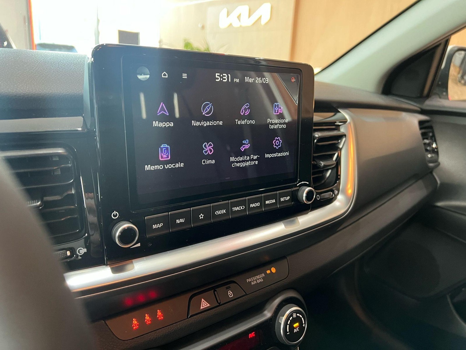 11 - Kia Stonic 1.2 mpi gpl 78cv style special edition