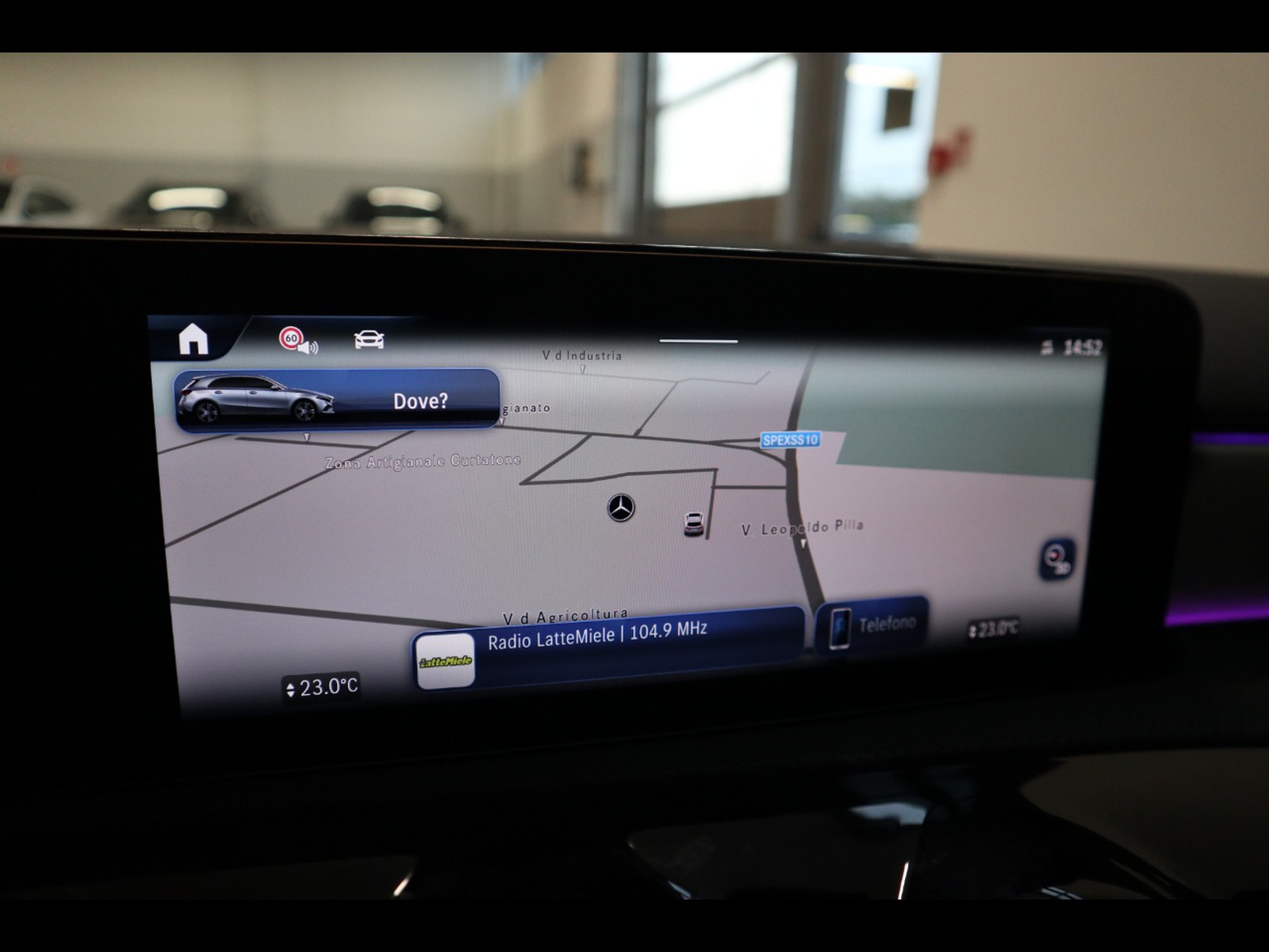 10 - Mercedes Classe A 250 e plug-in-hybrid alpine grey edition speedshift dct amg 8g