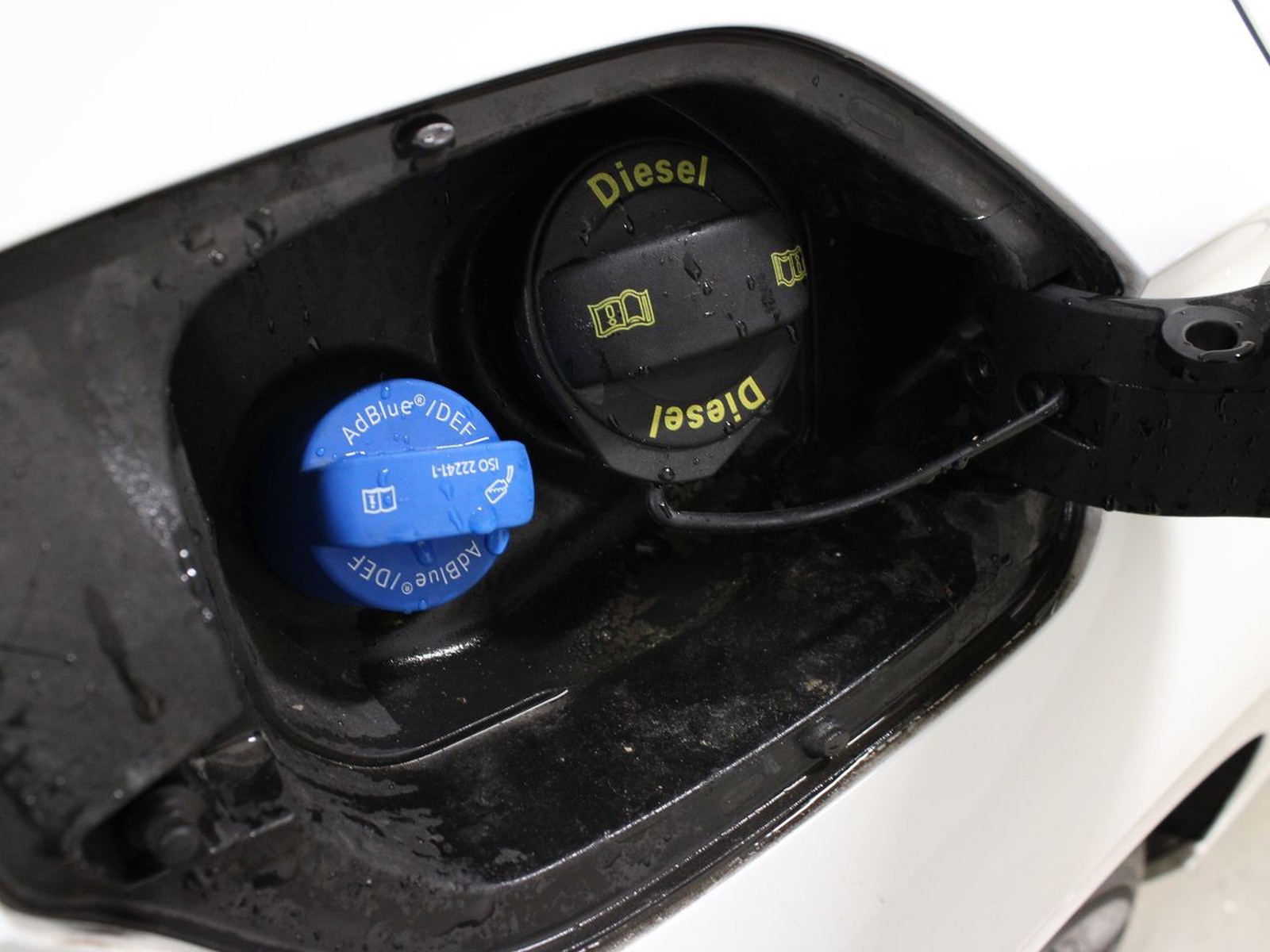 27 - Volkswagen Passat variant 2.0 tdi scr evo 150cv business dsg