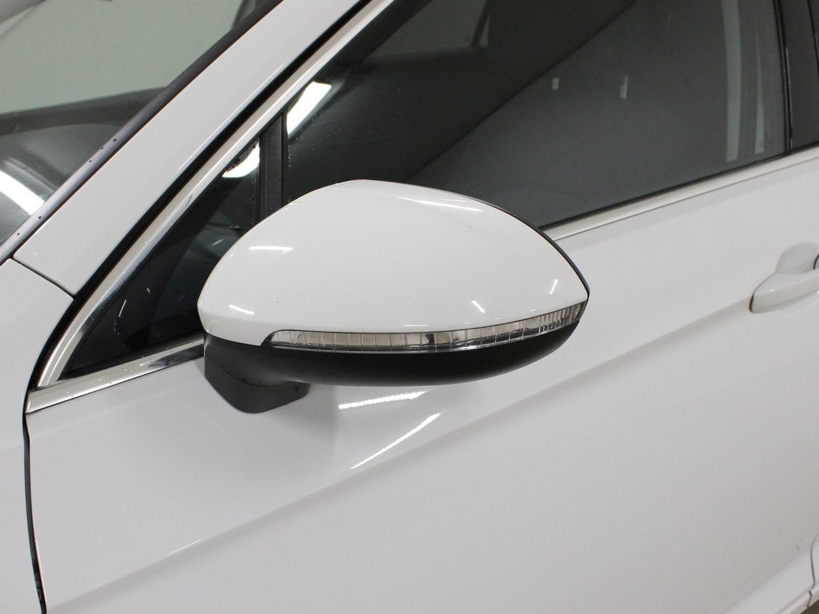 33 - Volkswagen Passat variant 2.0 tdi scr evo 150cv business dsg