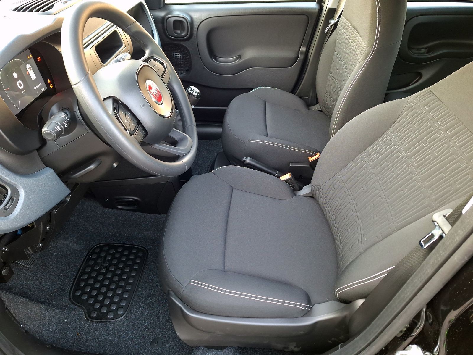 11 - Fiat Pandina 1.0 firefly hybrid 70cv pop s&s