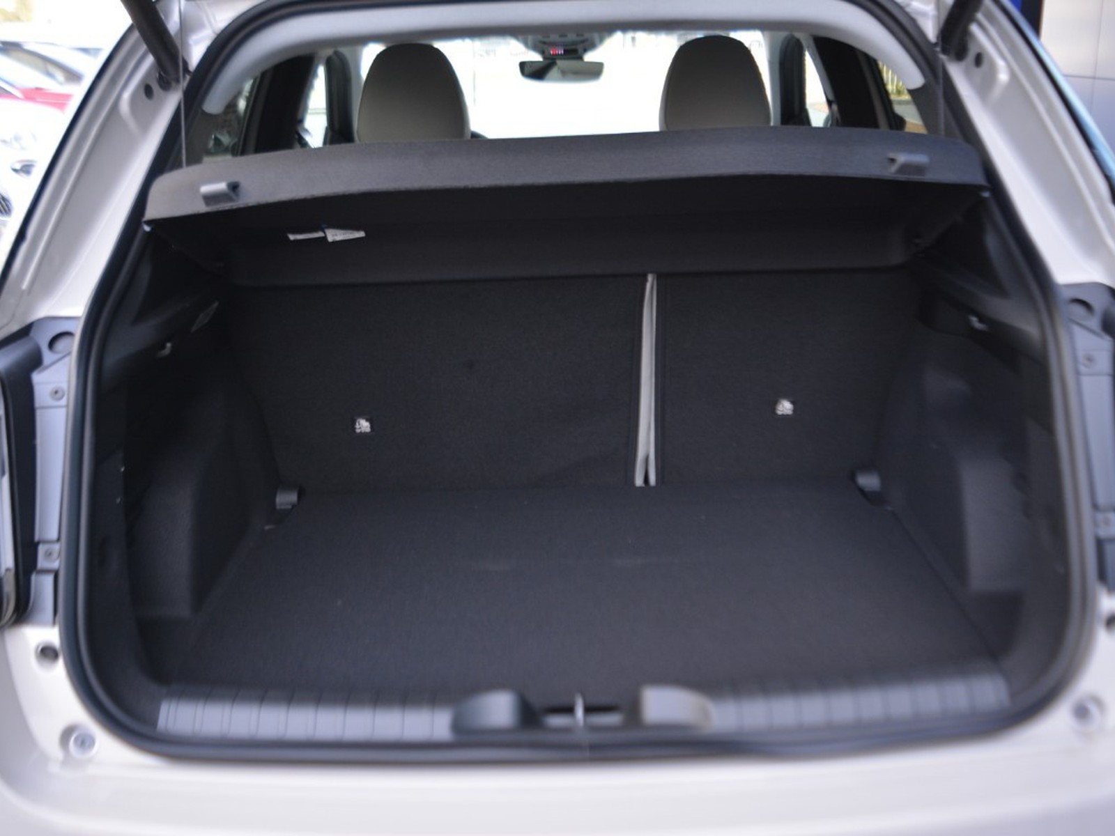 14 - Fiat 600 1.2 hybrid 110cv la prima ii edct