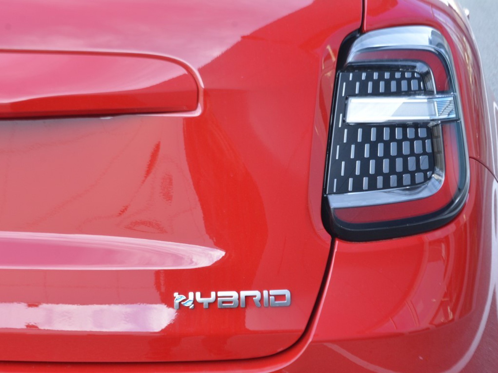 24 - Fiat 600 1.2 hybrid 110cv la prima ii edct