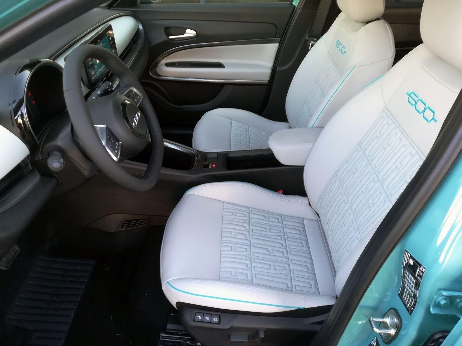 11 - Fiat 600 1.2 hybrid 110cv la prima ii edct