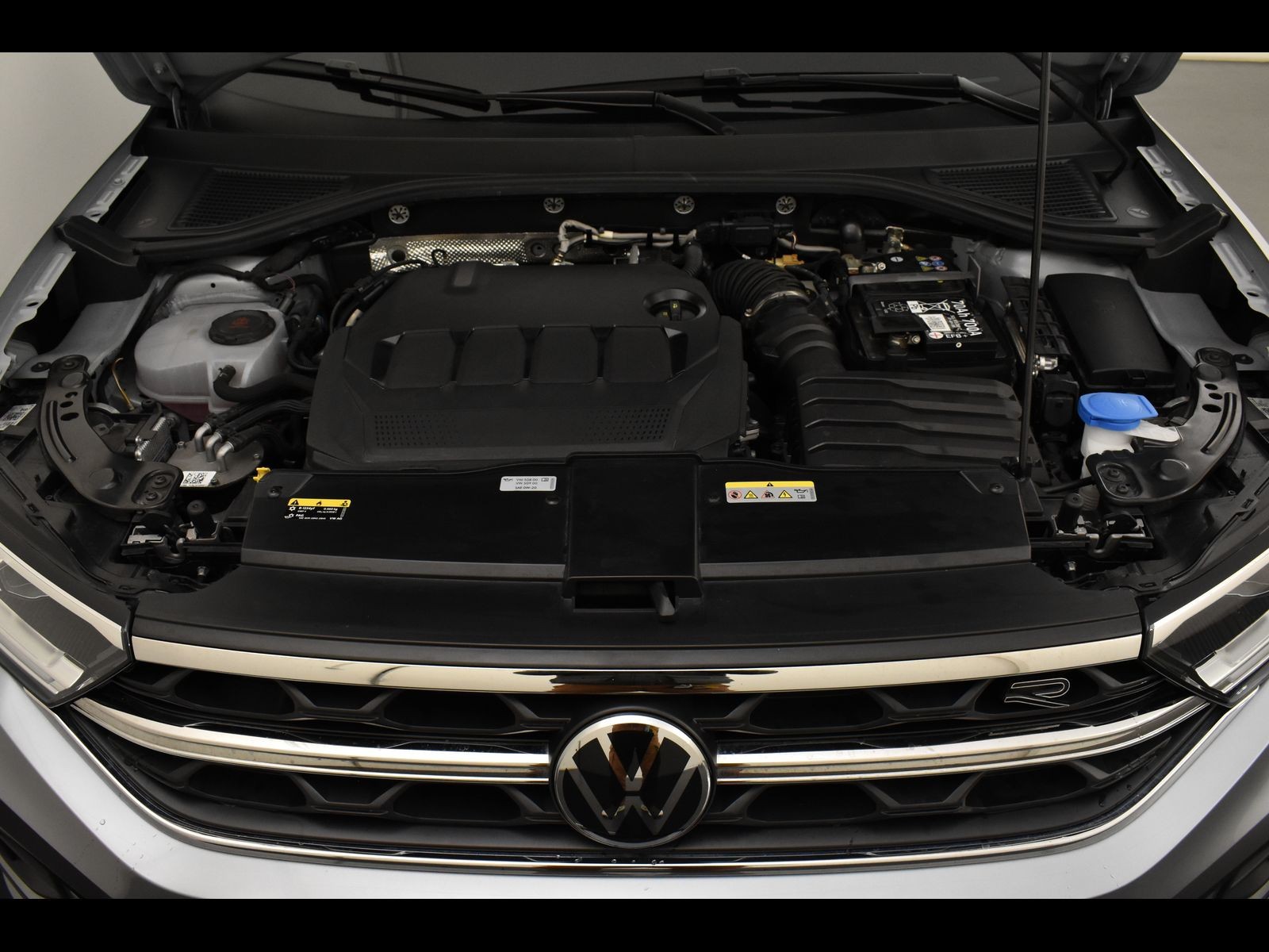 11 - Volkswagen T-Roc 2.0 tdi scr 150cv r line dsg