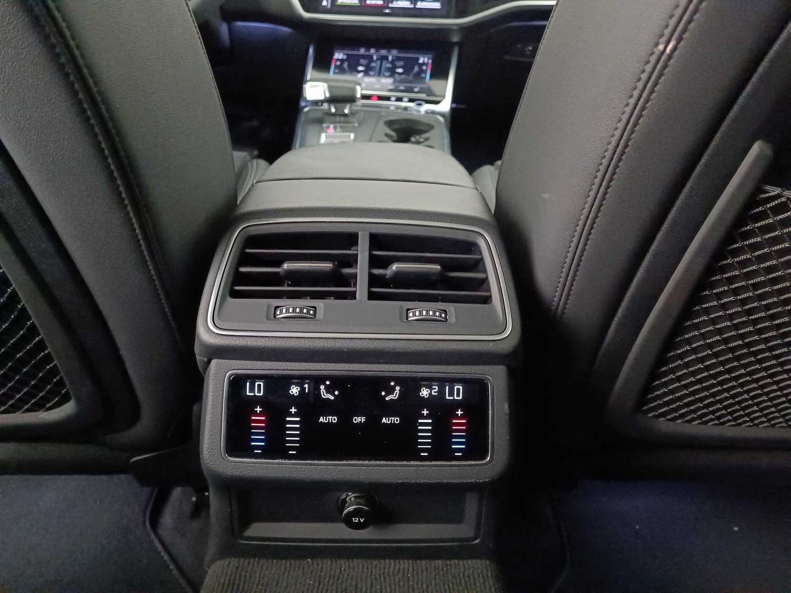 36 - Audi A6 allroad allroad 40 2.0 tdi mhev 12v 204cv business advanced quattro ultra s tronic