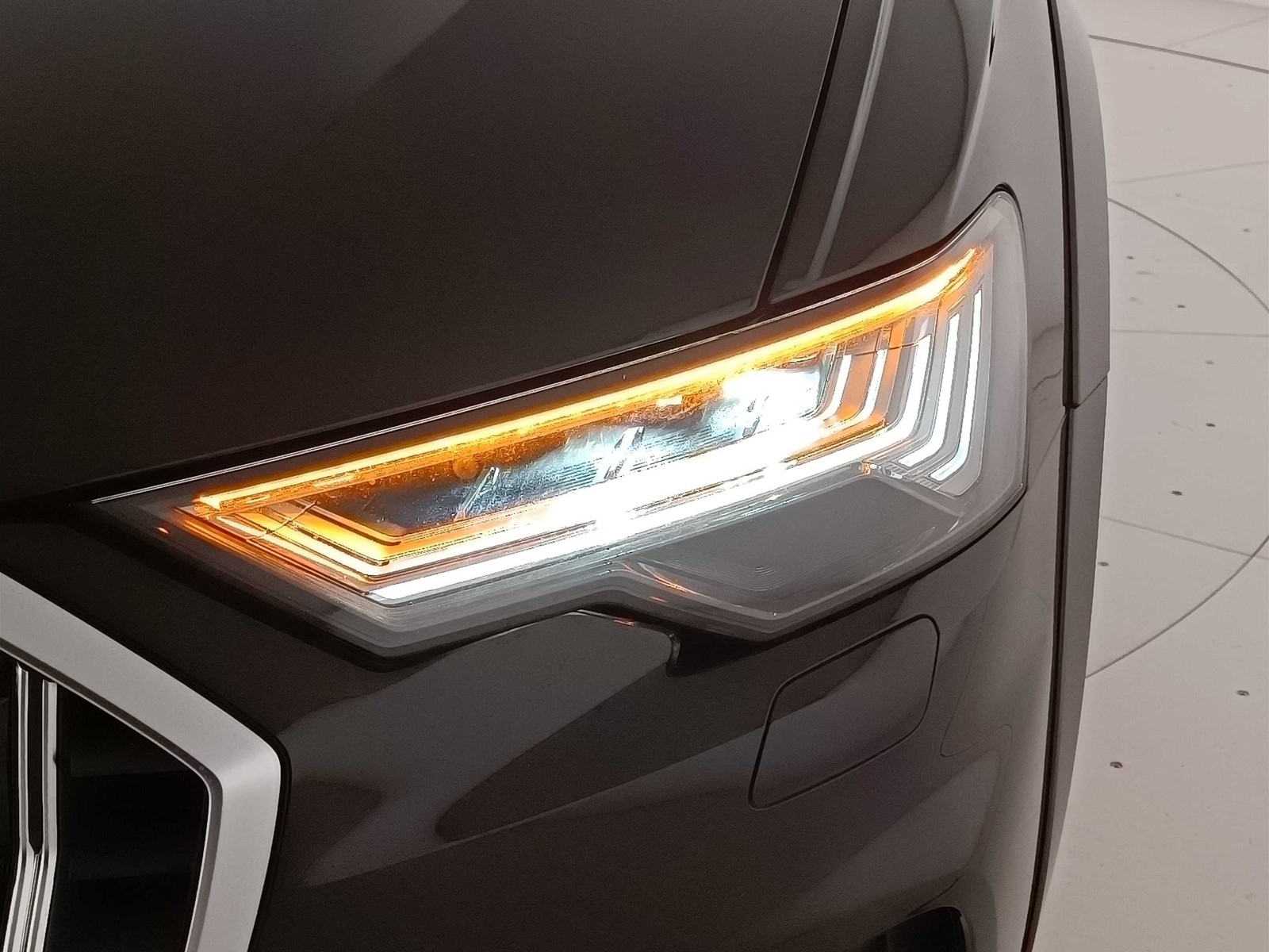 6 - Audi A6 allroad allroad 40 2.0 tdi mhev 12v 204cv business advanced quattro ultra s tronic