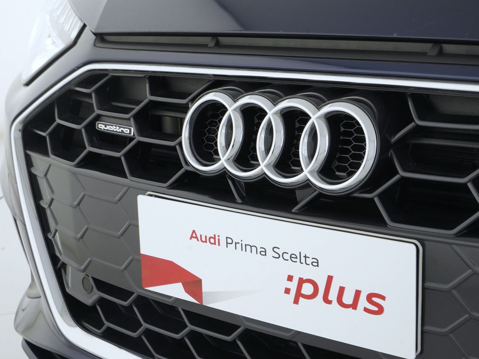 36 - Audi A4 avant 40 2.0 tdi mhev 204cv s line edition quattro s tronic