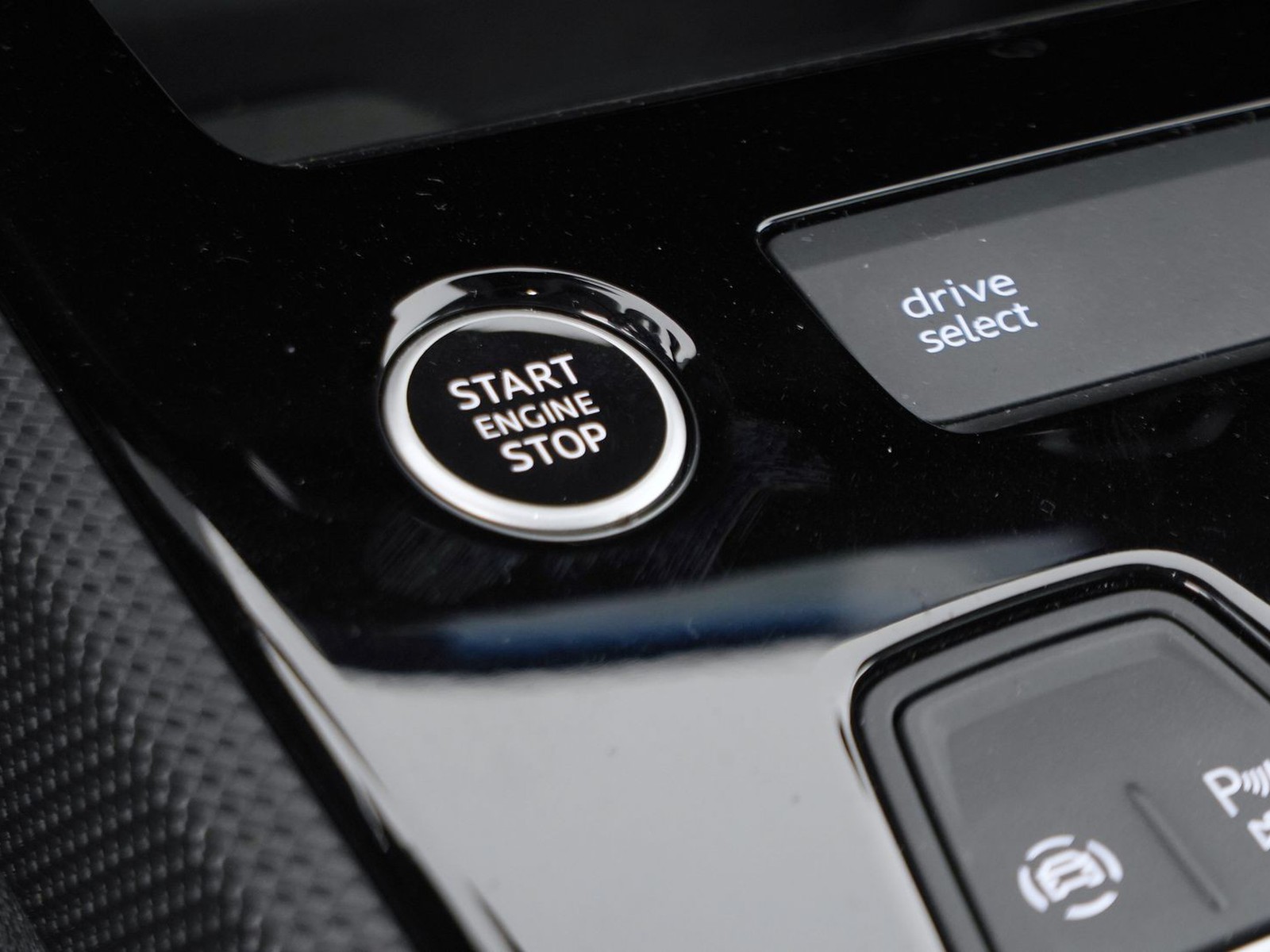 23 - Audi A5 avant 2.0 tdi mhev+ 204cv business advanced