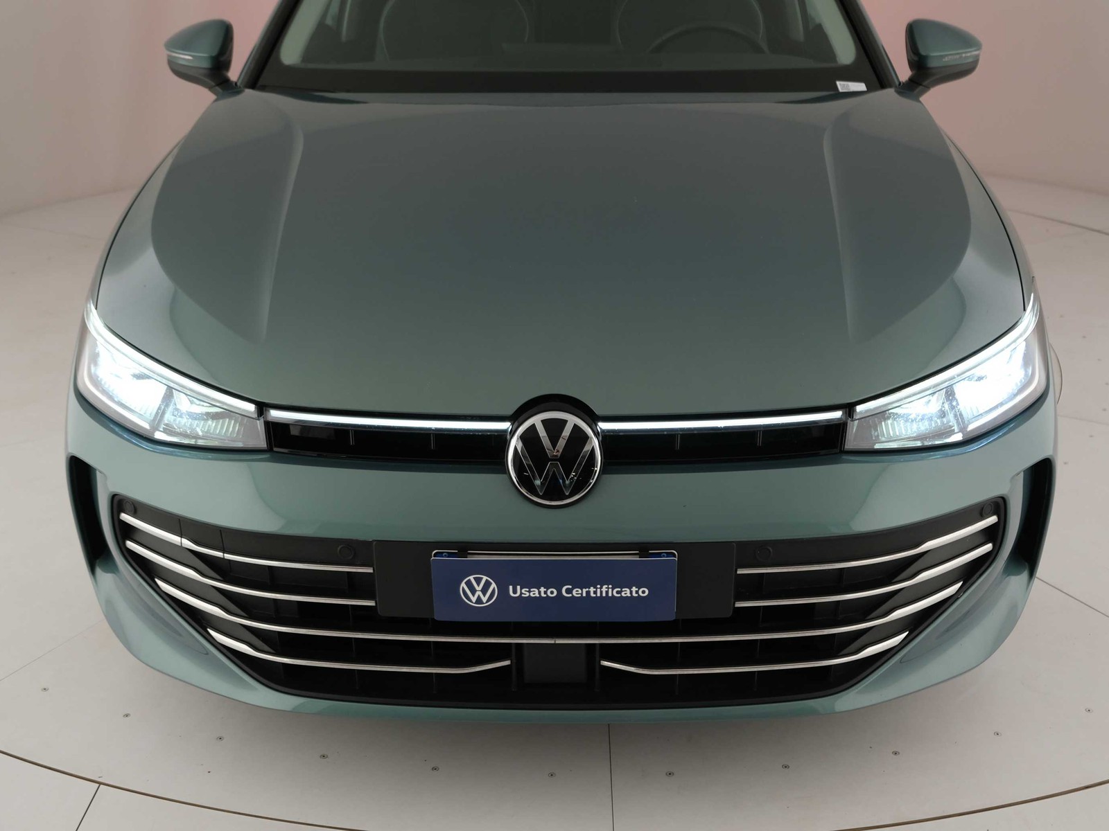 14 - Volkswagen Passat 1.5 etsi act 150cv business dsg
