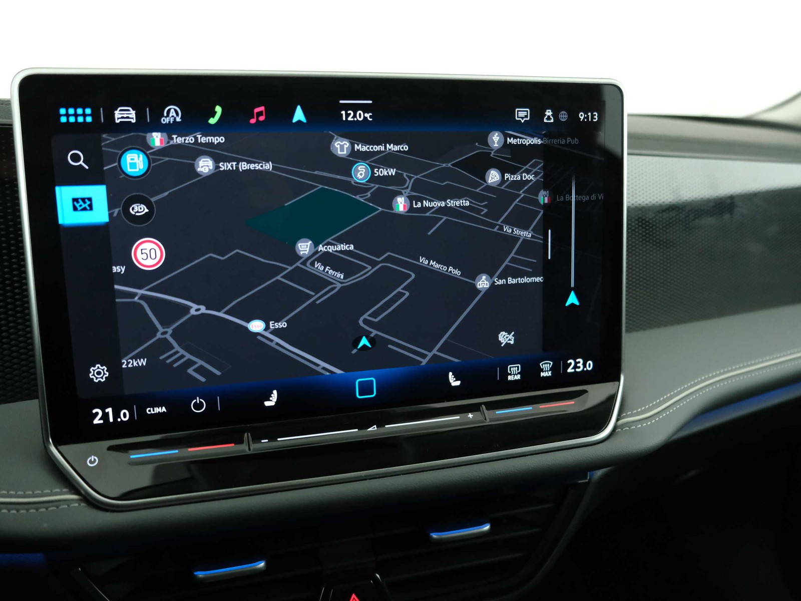 20 - Volkswagen Passat 1.5 etsi act 150cv business dsg