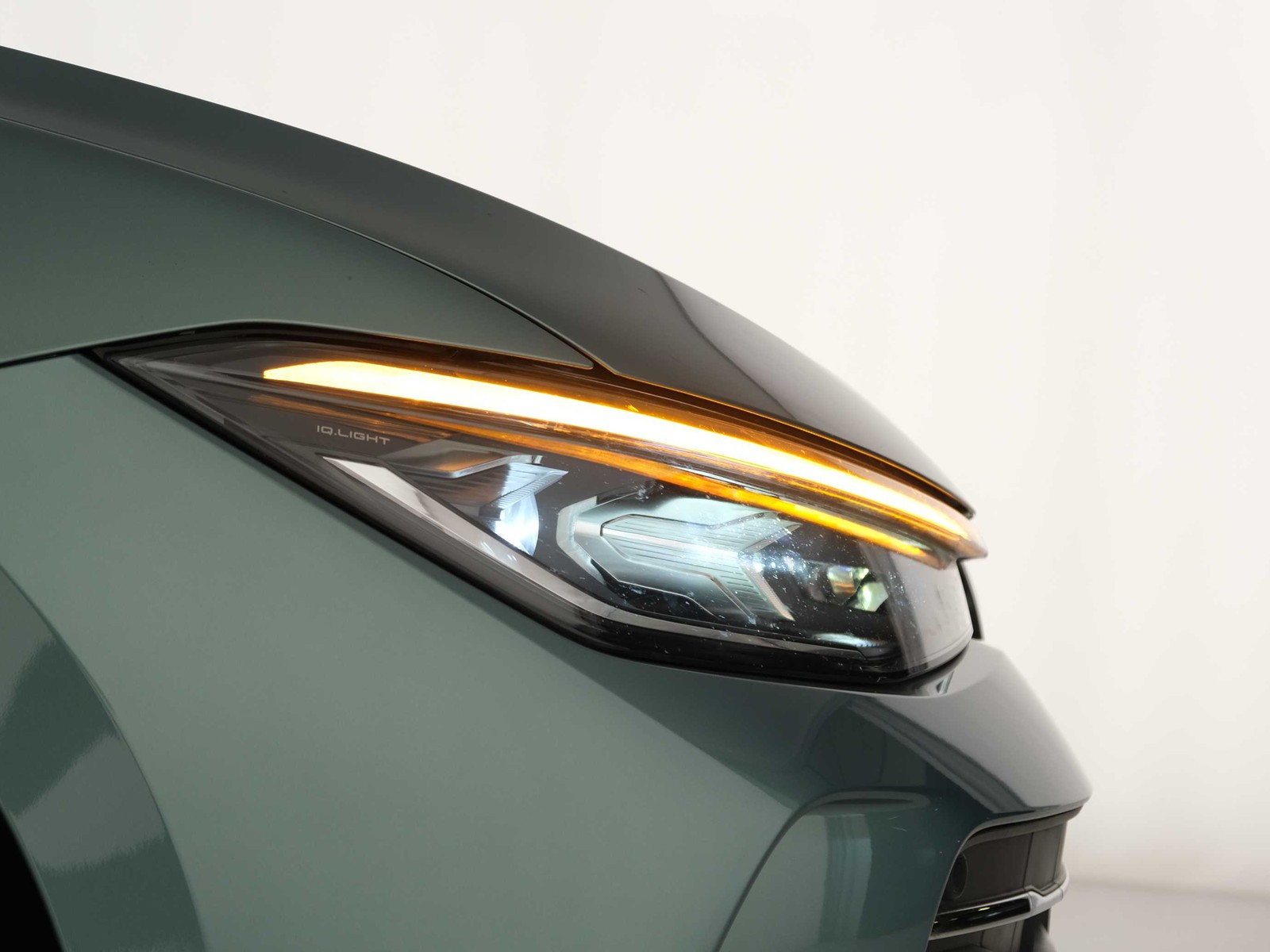 46 - Volkswagen Passat 1.5 etsi act 150cv business dsg