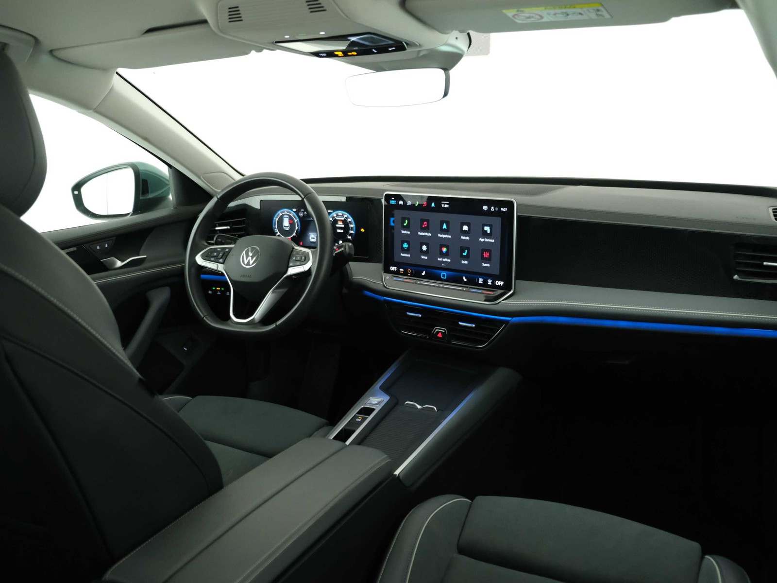 6 - Volkswagen Passat 1.5 etsi act 150cv business dsg