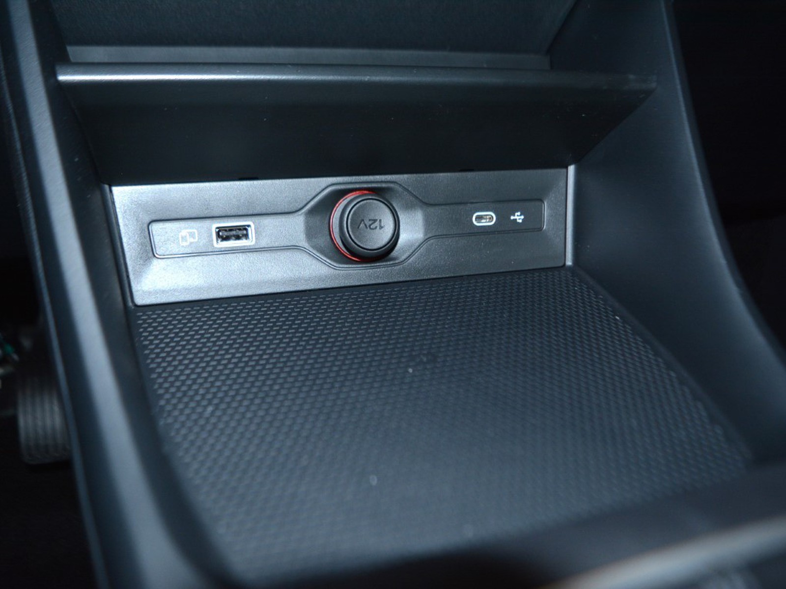 21 - Mg MG3 1.5 standard