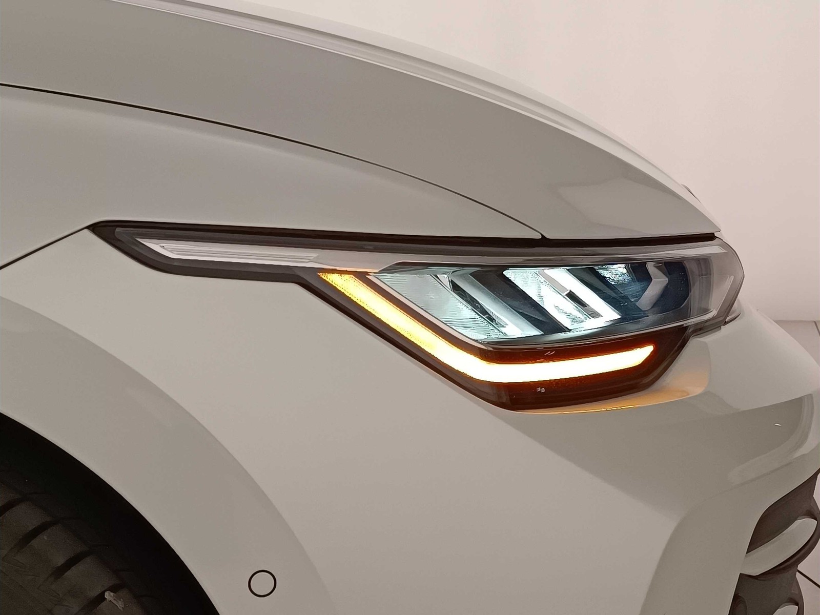 42 - Volkswagen Golf 1.5 tsi ehybrid 204cv edition plus dsg