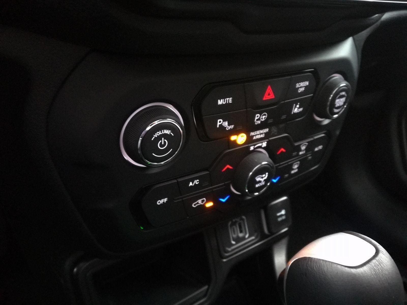 18 - Jeep Renegade 1.5 turbo t4 mhev north star 2wd dct