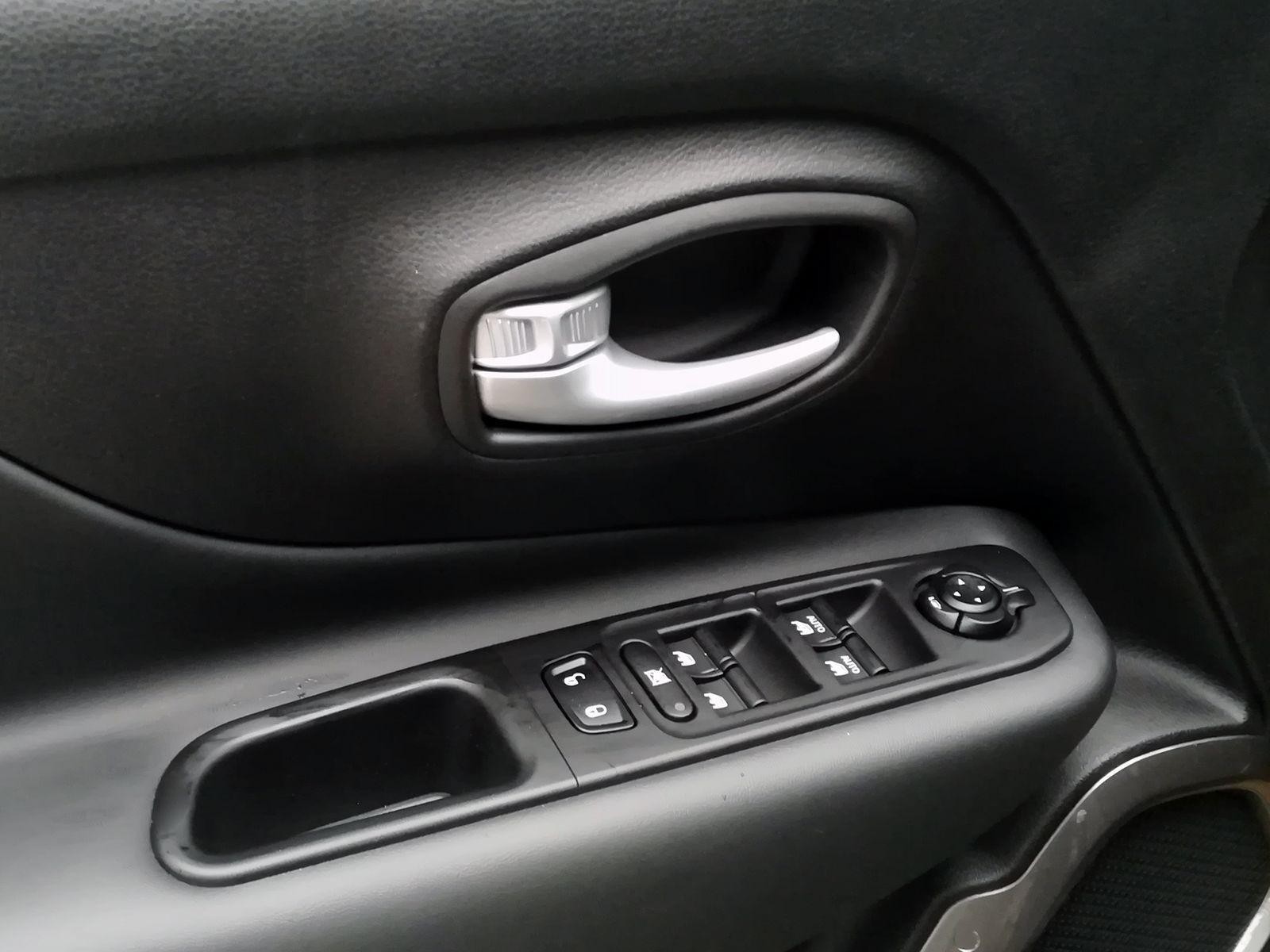 20 - Jeep Renegade 1.5 turbo t4 mhev north star 2wd dct