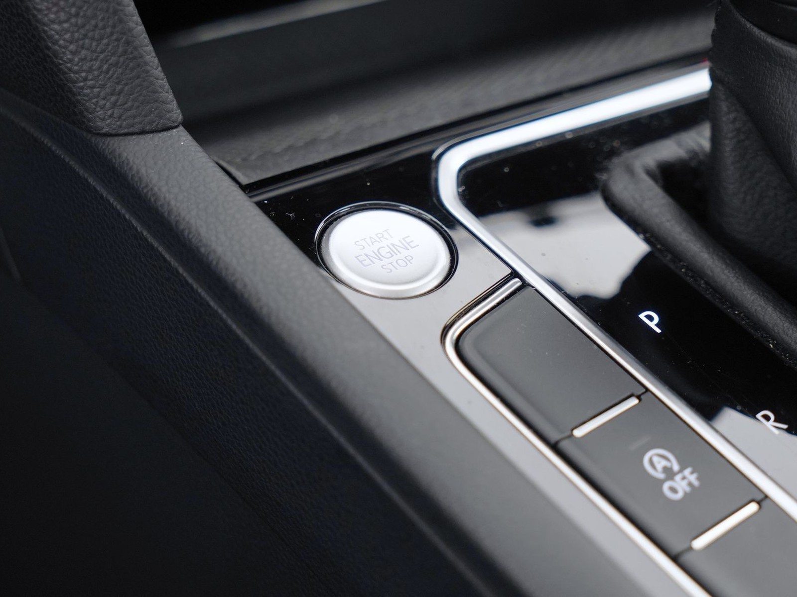 24 - Volkswagen Passat variant 2.0 tdi scr evo 150cv business dsg