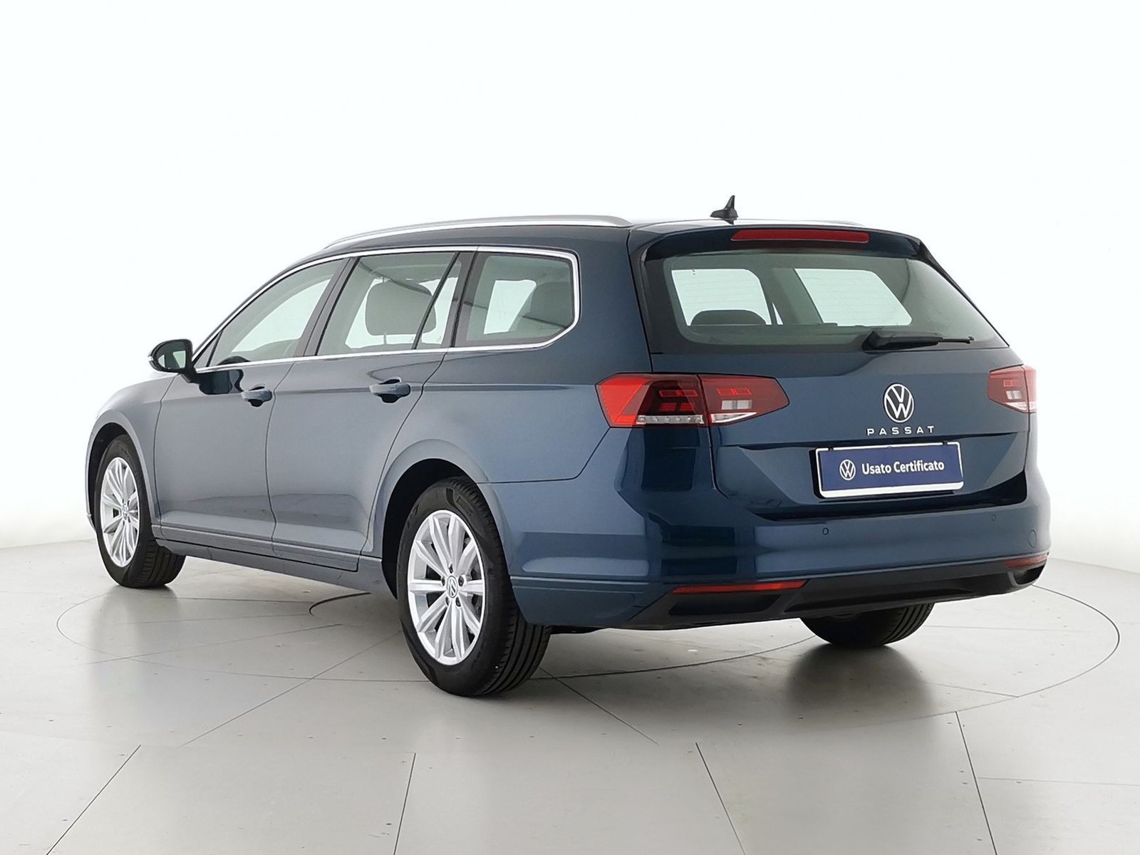 4 - Volkswagen Passat variant 2.0 tdi scr evo 150cv business dsg