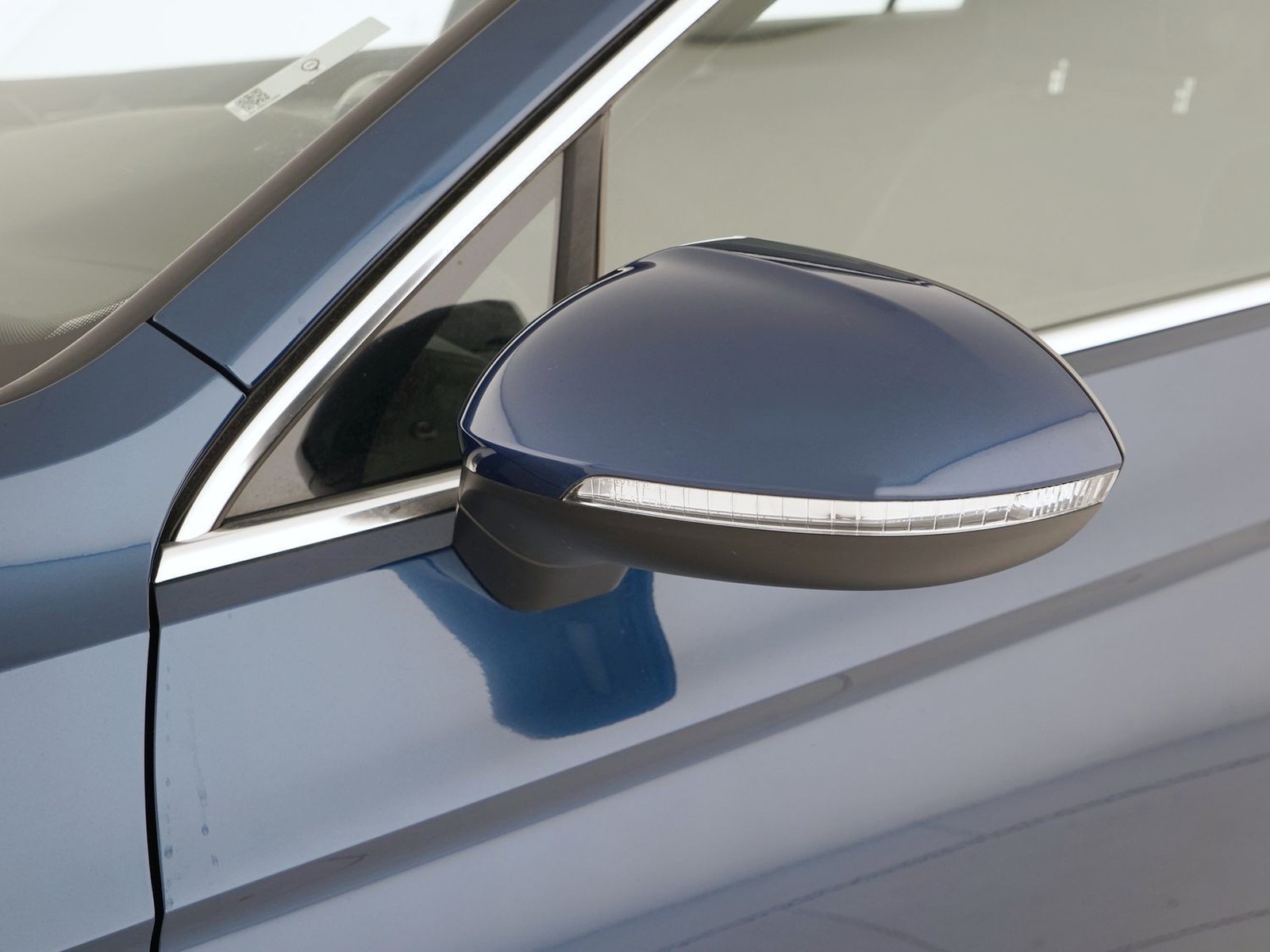 38 - Volkswagen Passat variant 2.0 tdi scr evo 150cv business dsg