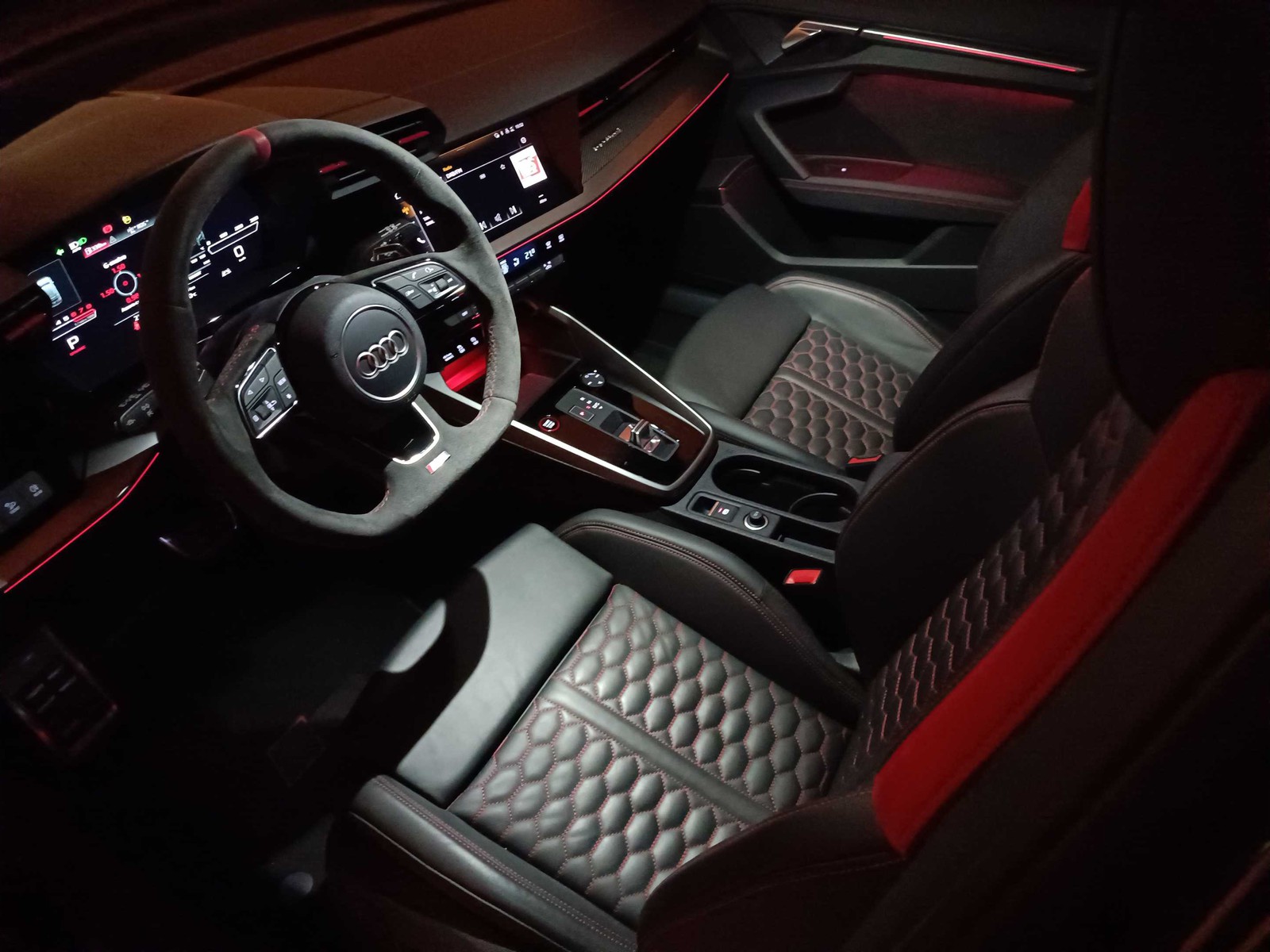 46 - Audi RS3 sportback 2.5 tfsi quattro s tronic