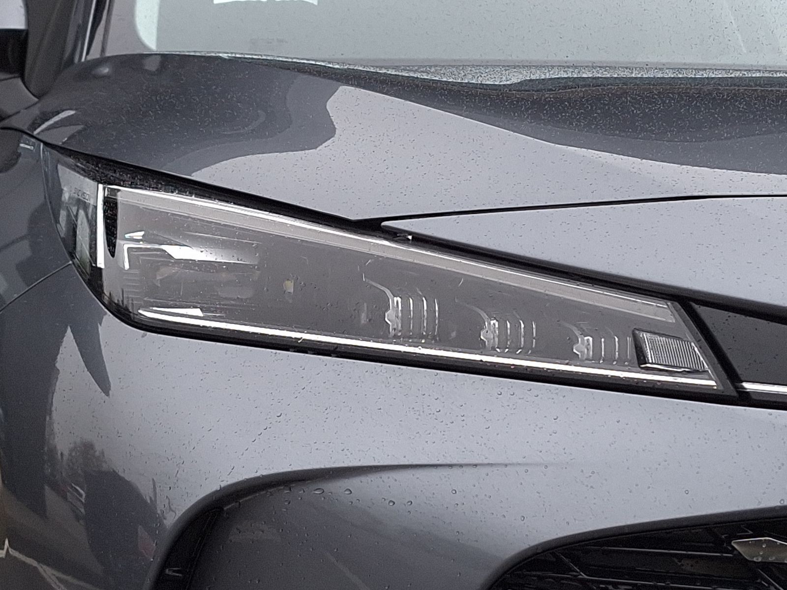 14 - Mg HS 1.5 phev luxury auto