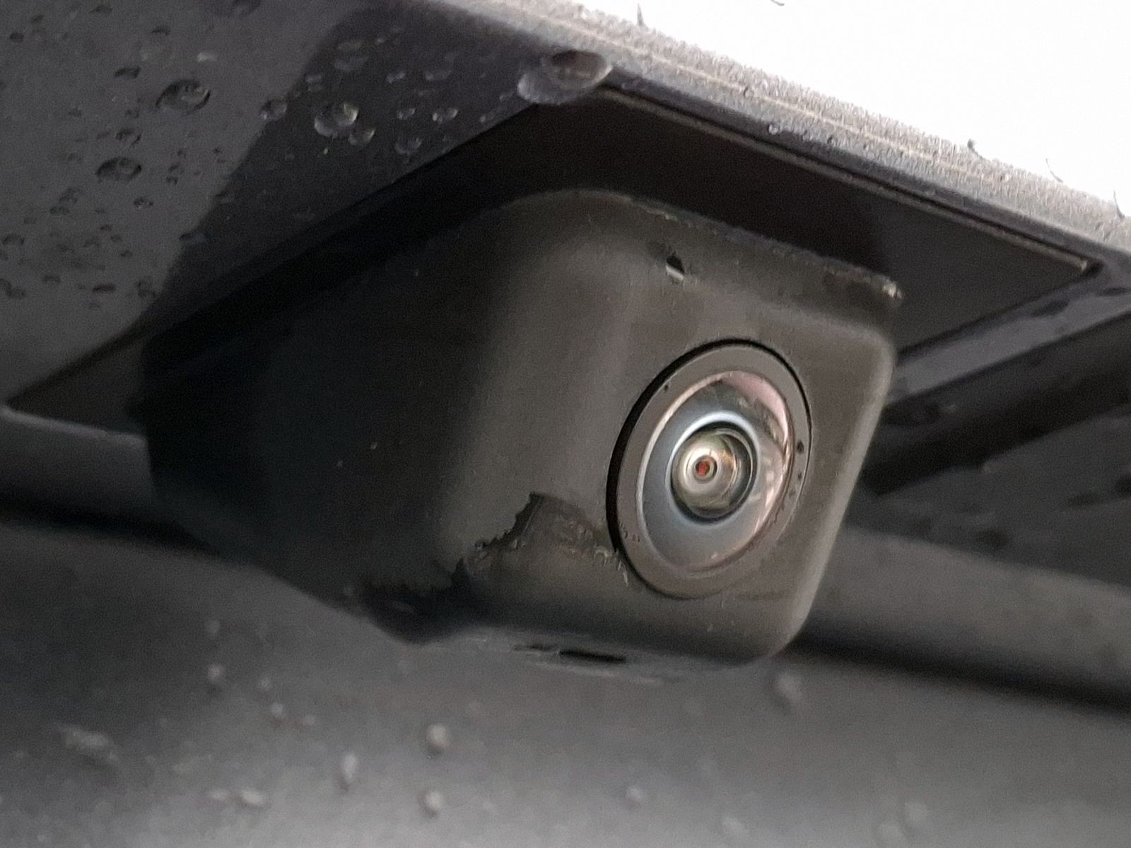 22 - Mg HS 1.5 phev luxury auto