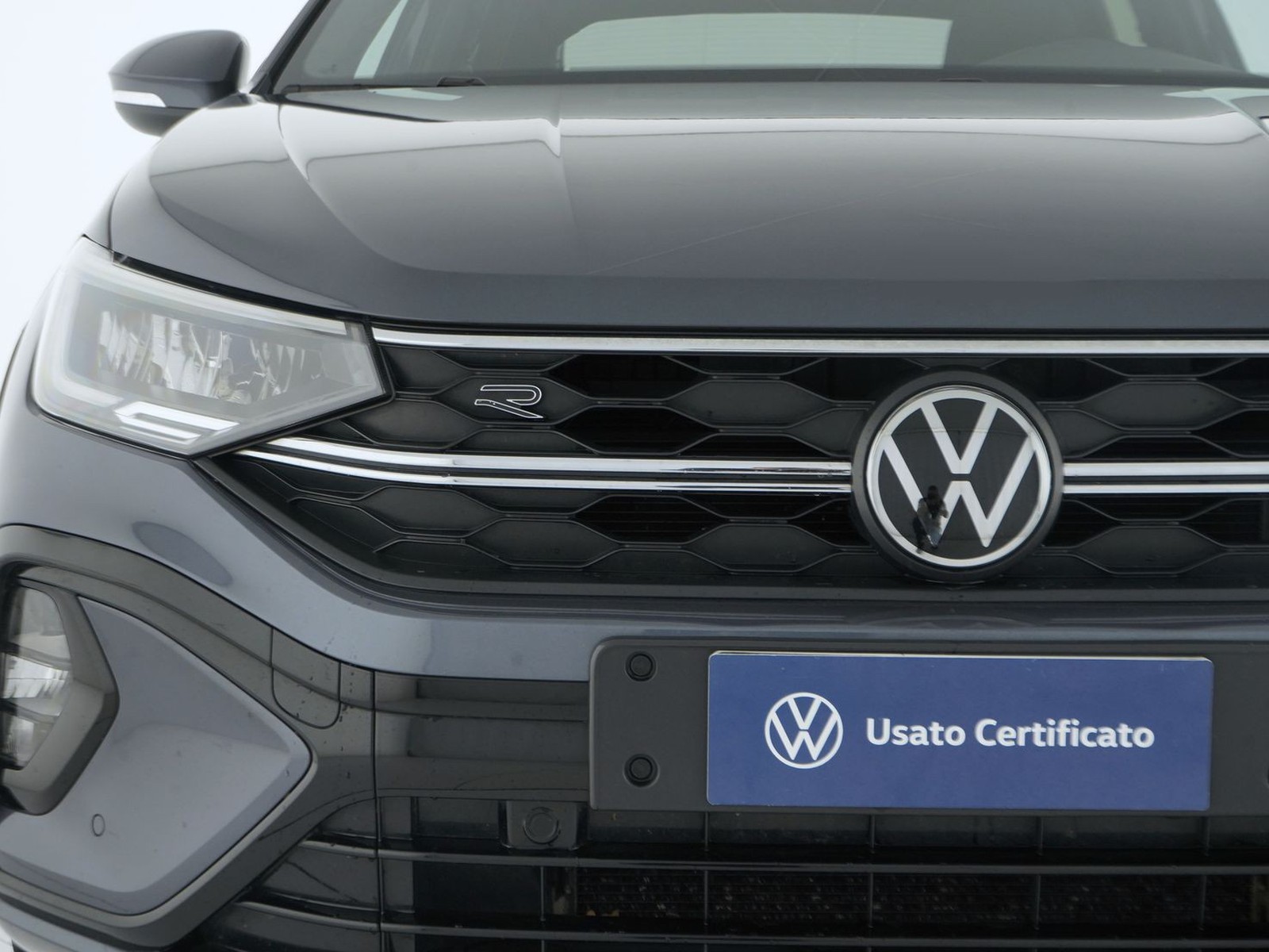 14 - Volkswagen Taigo 1.0 tsi 110cv r-line