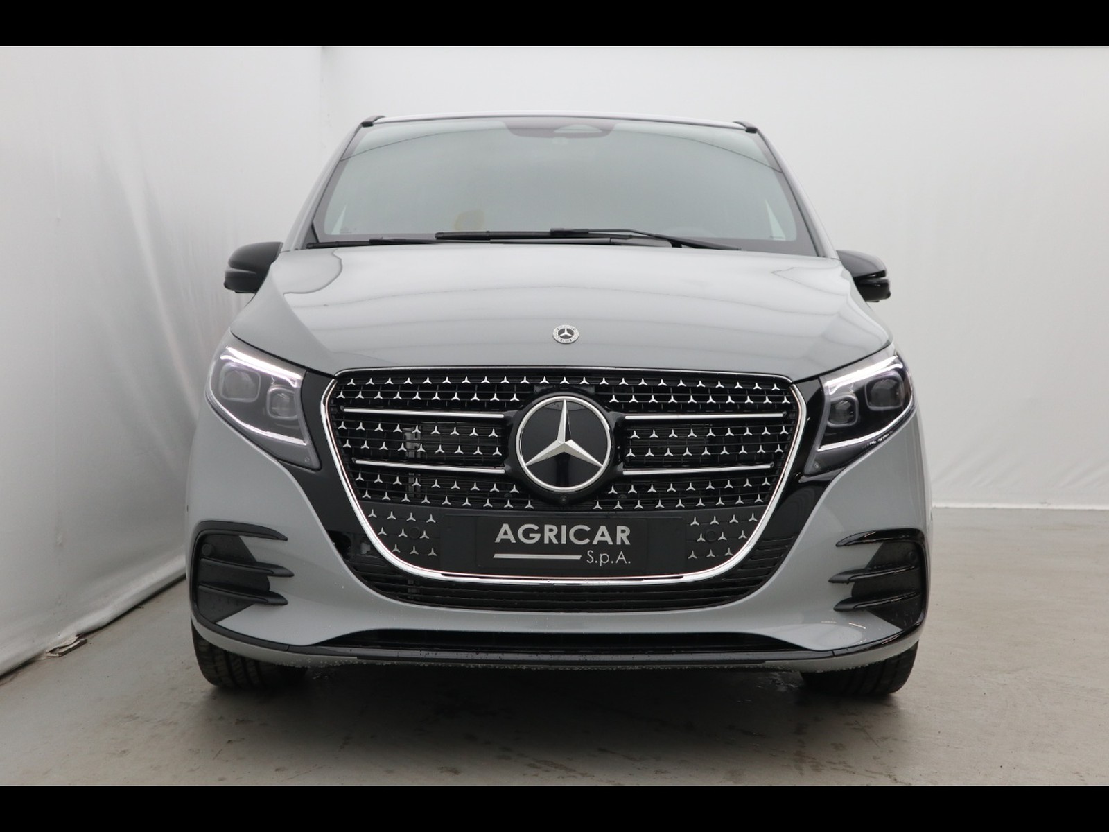 2 - Mercedes Vans Classe V extralong 250 d avantgarde 4matic 9g-tronic plus