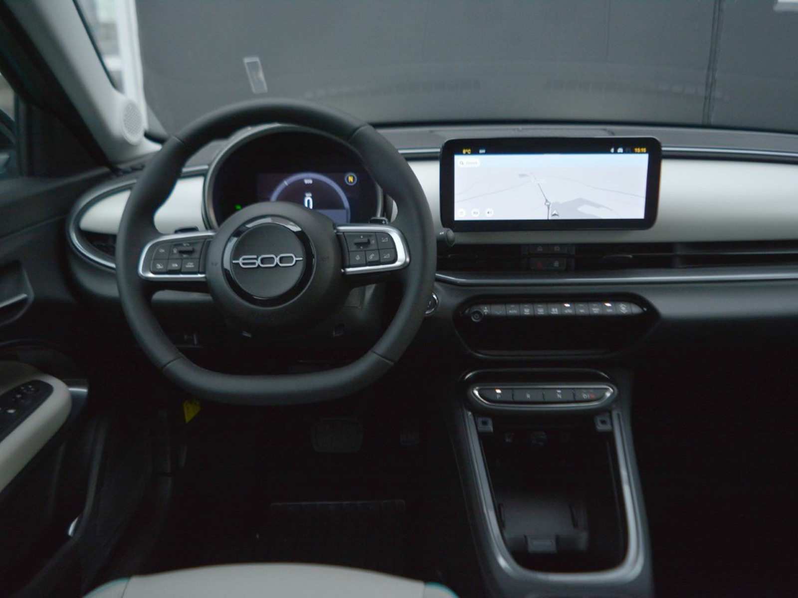 9 - Fiat 600 1.2 hybrid 110cv la prima ii edct