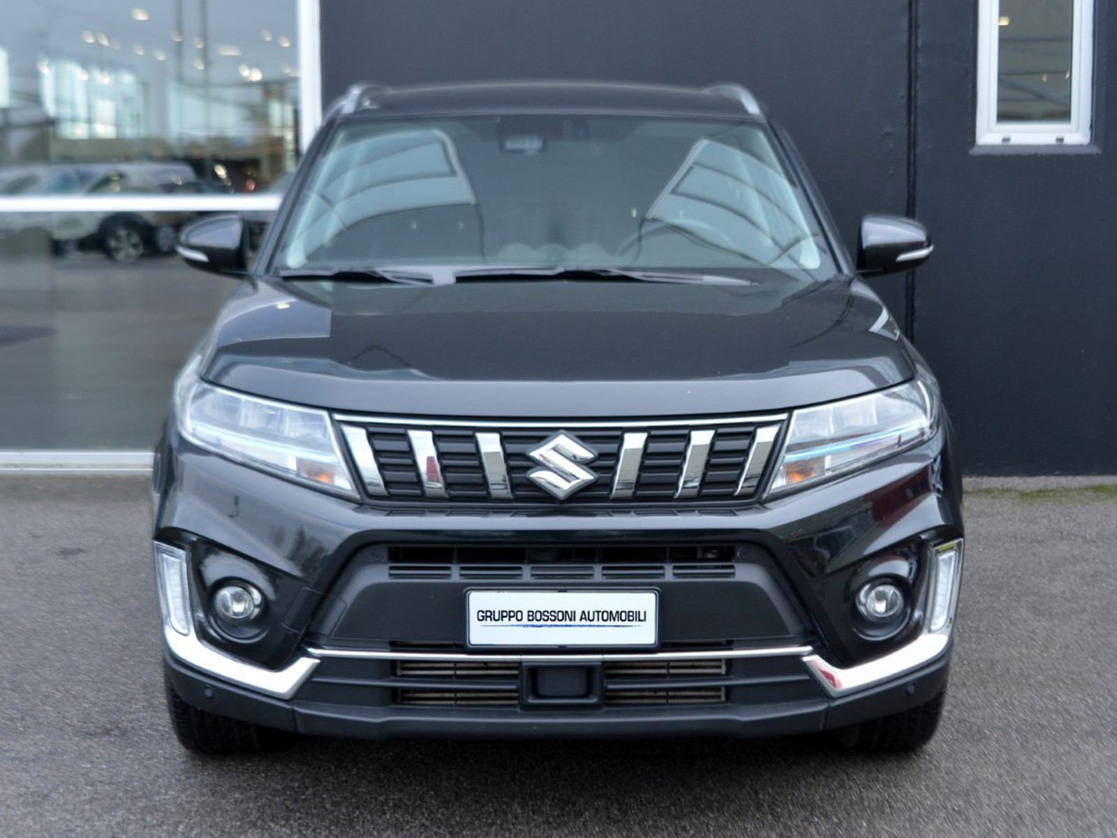 2 - Suzuki Vitara 1.4 boosterjet hybrid top 2wd