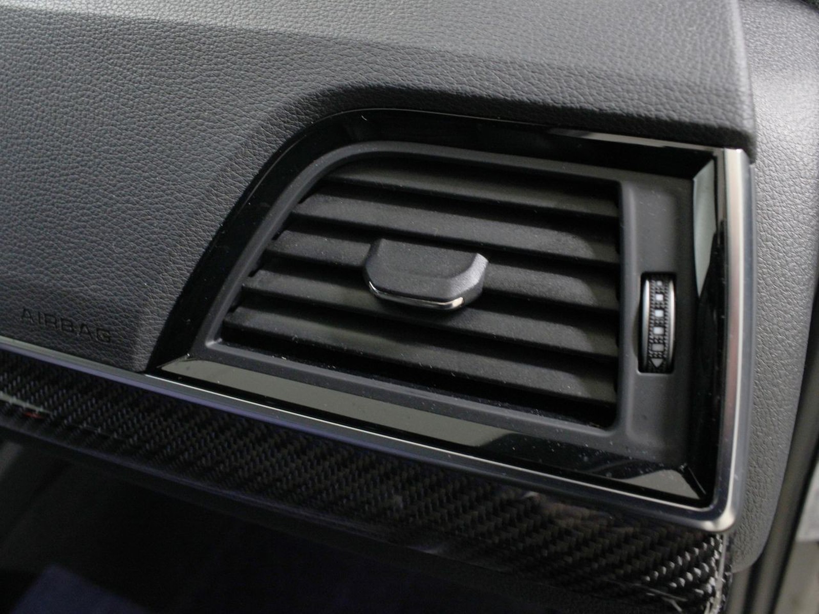 17 - Audi SQ5 ssportback 3.0 v6 tdi mhev 48v sport attitude quattro tiptronic