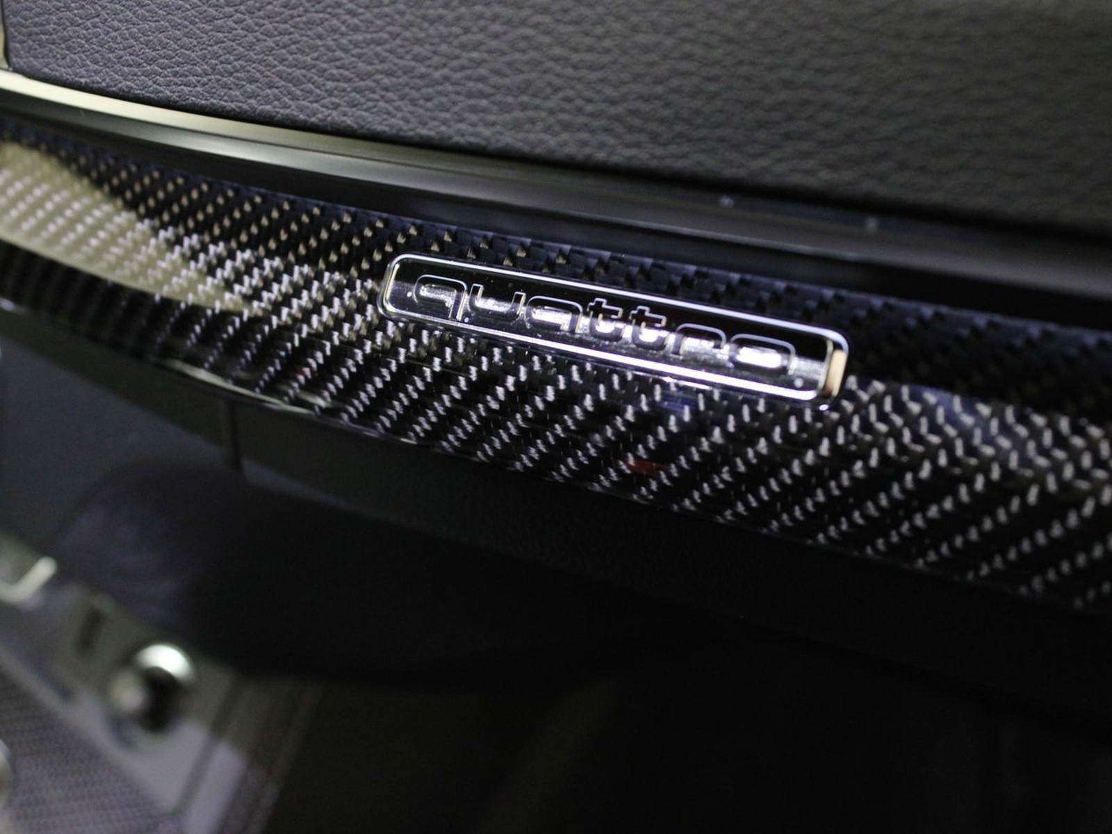 18 - Audi SQ5 ssportback 3.0 v6 tdi mhev 48v sport attitude quattro tiptronic