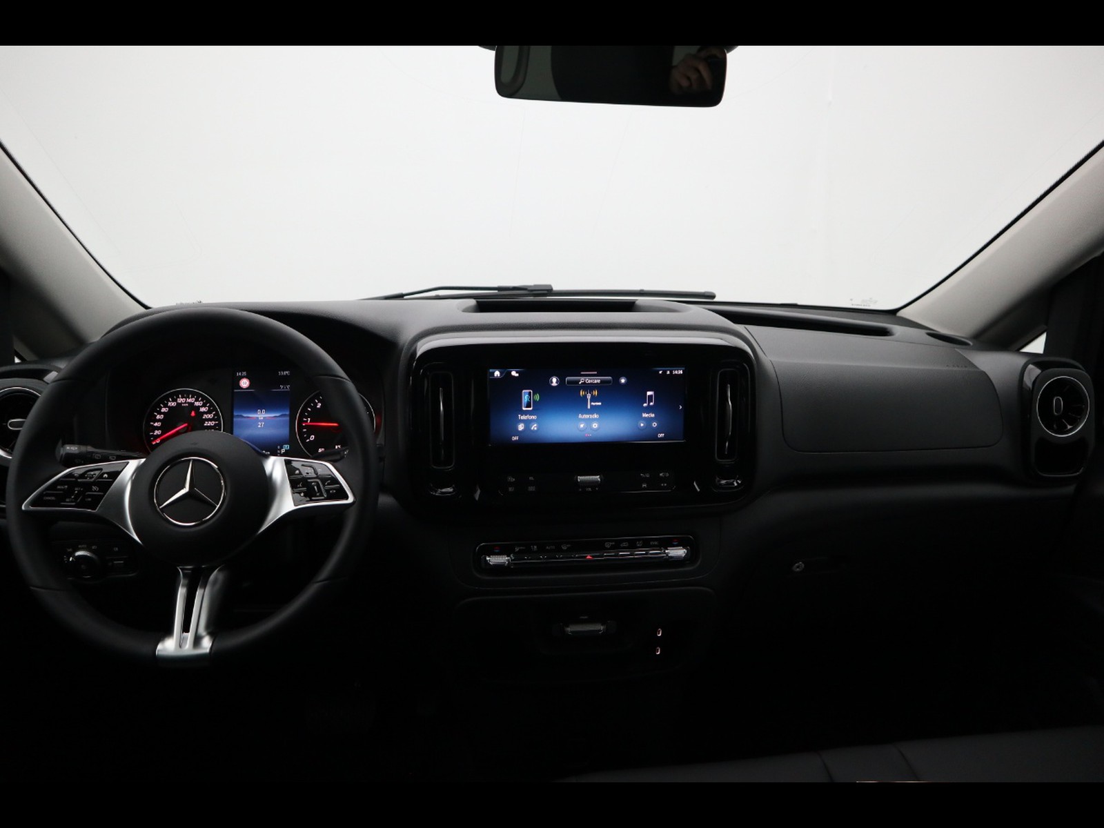 14 - Mercedes Vans Vito tourer 116 cdi long select 9g-tronic