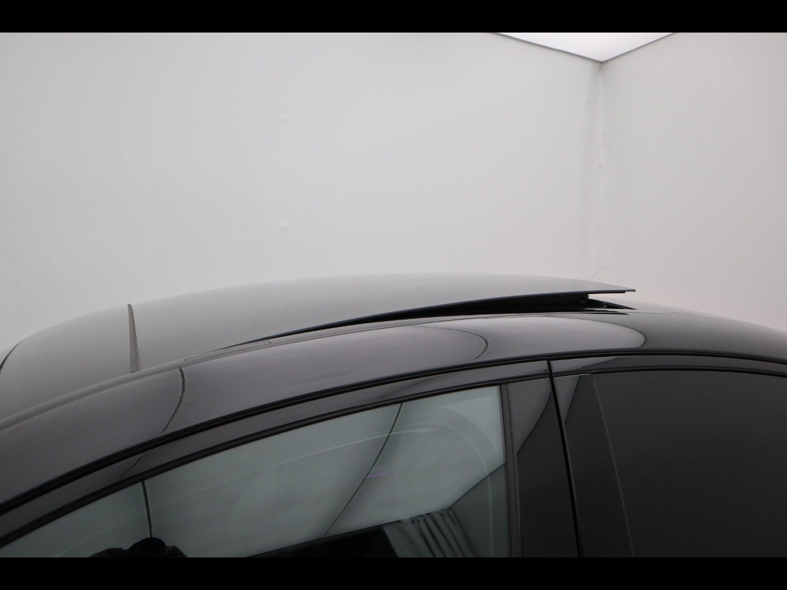 18 - Mercedes GLC coupe 220 d amg line premium 4matic 9g-tronic