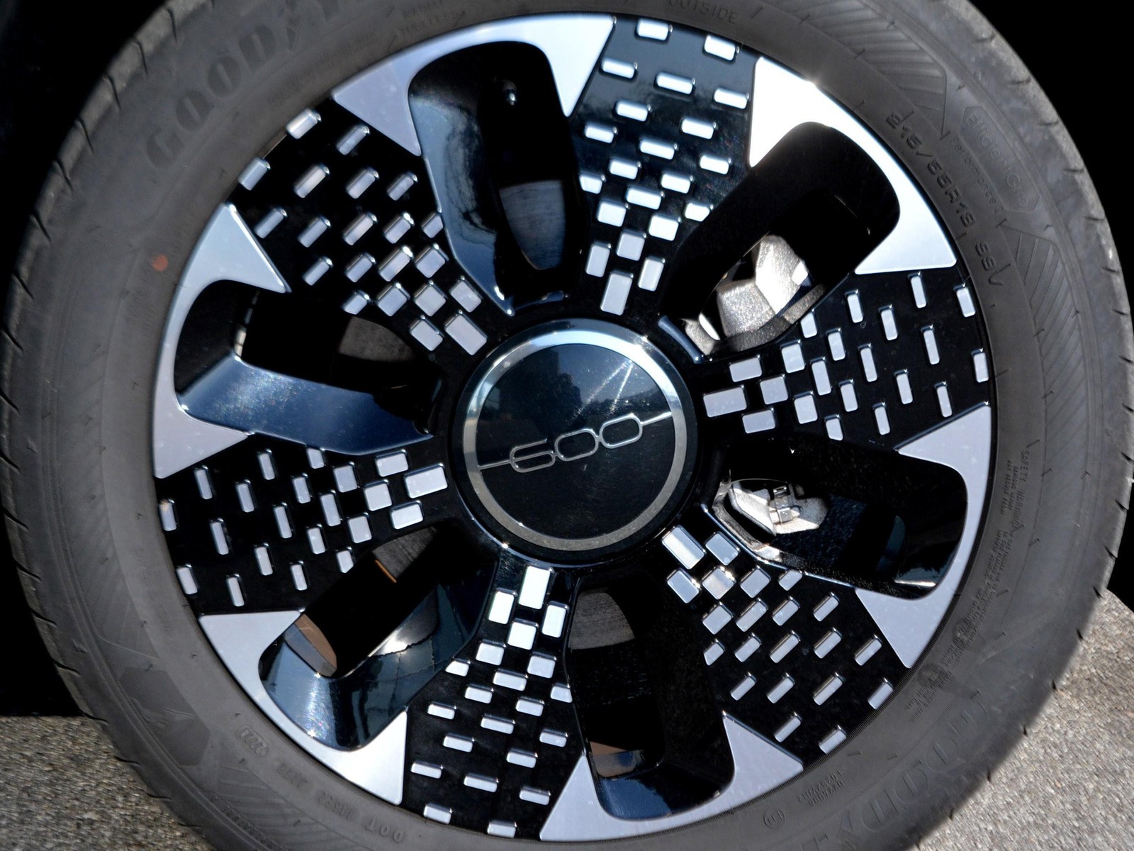 15 - Fiat 600 1.2 hybrid 110cv la prima ii edct