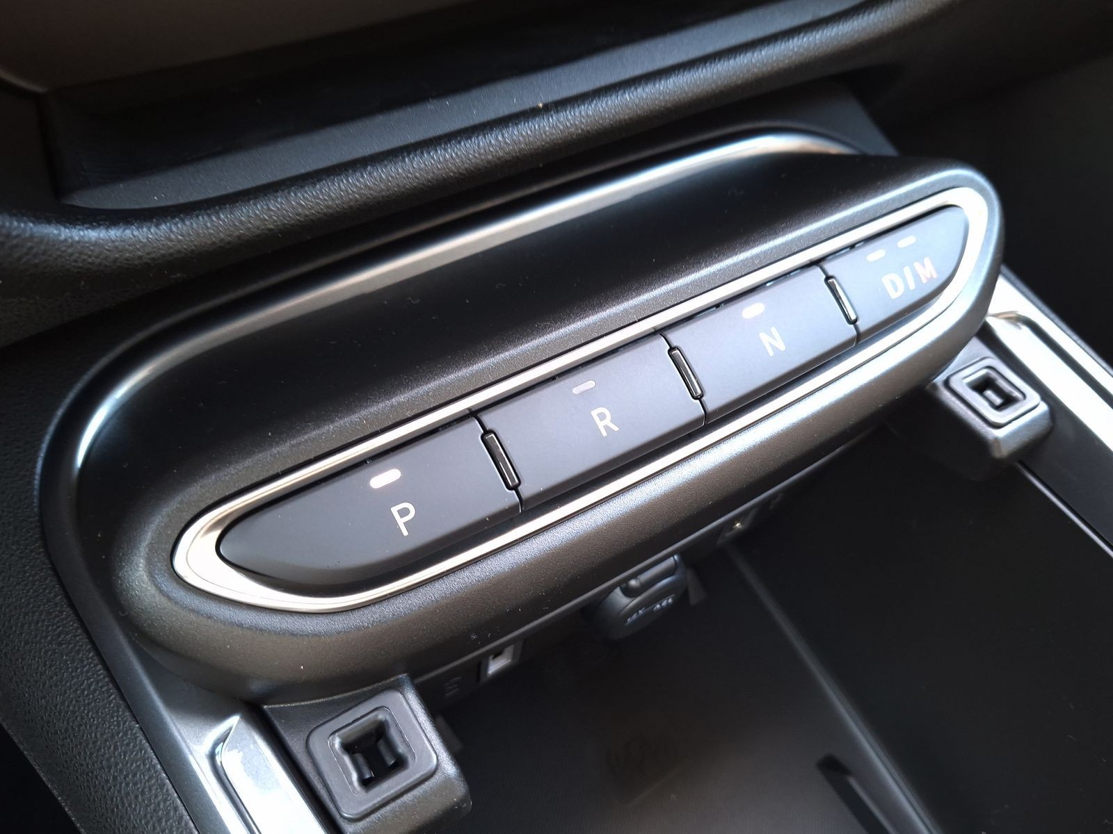 18 - Fiat 600 1.2 hybrid 110cv la prima ii edct