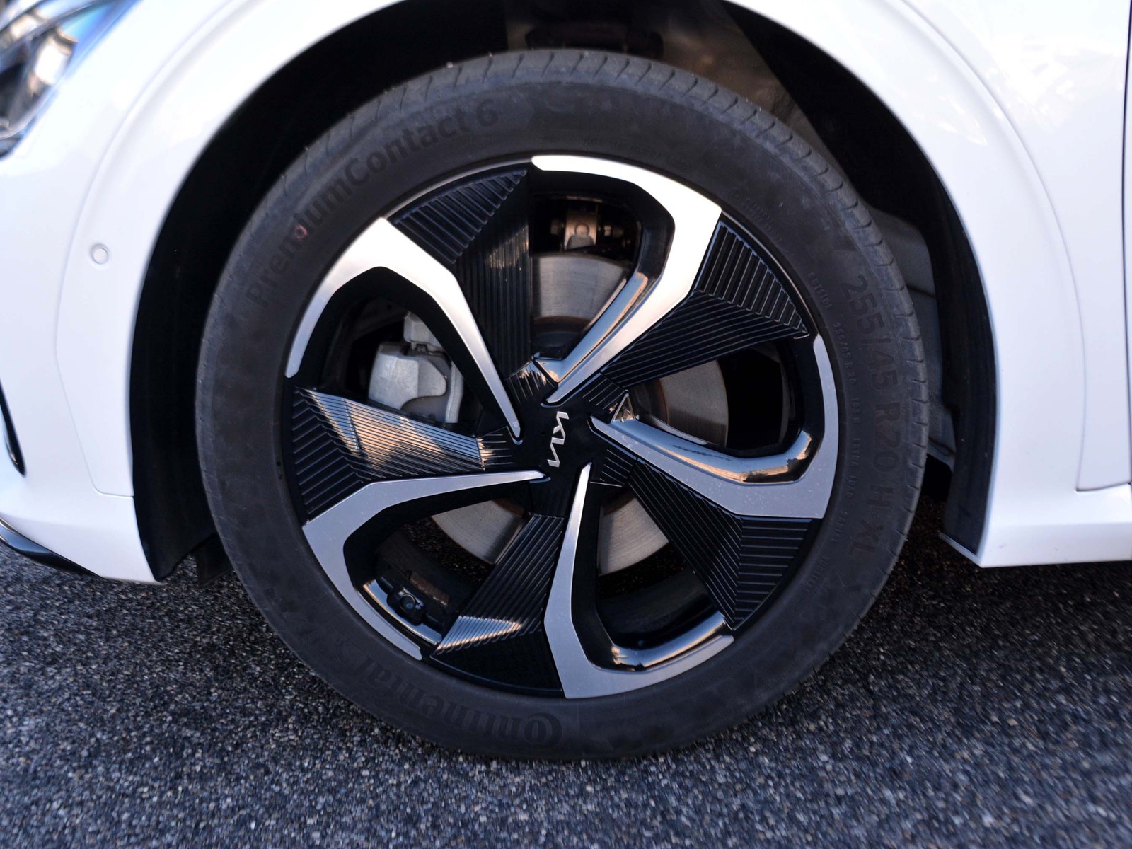 18 - Kia EV6 77,4 kwh gt-line awd